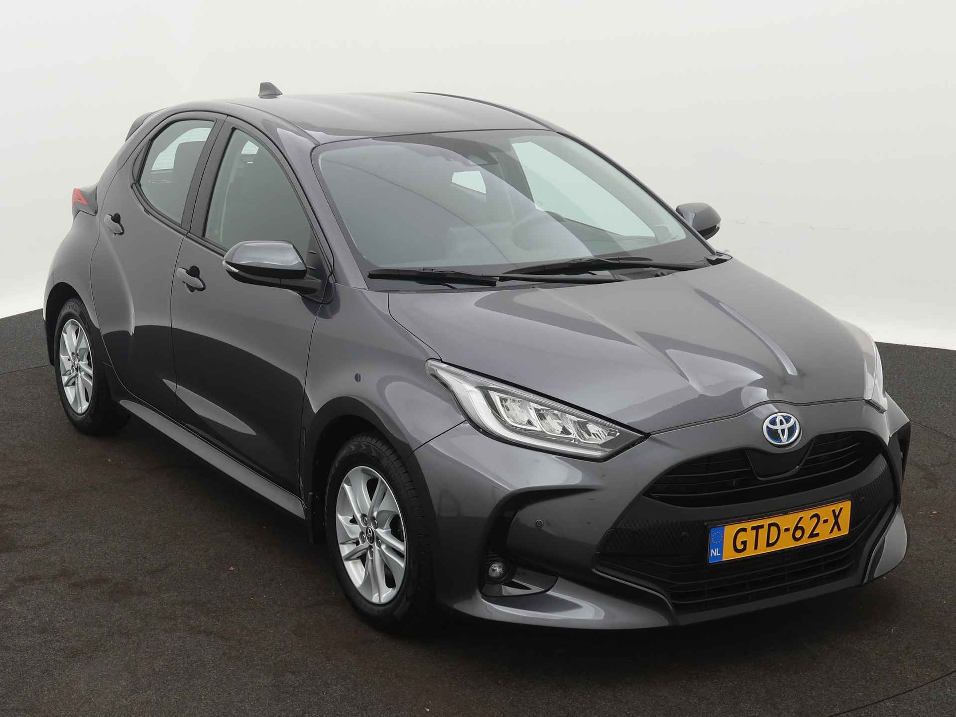 Toyota Yaris 1.5 Hybrid Active Limited | Parkeersensoren | LM velgen | Stoelverwarming | Cruise Control Adaptief | Camera | - 29/45