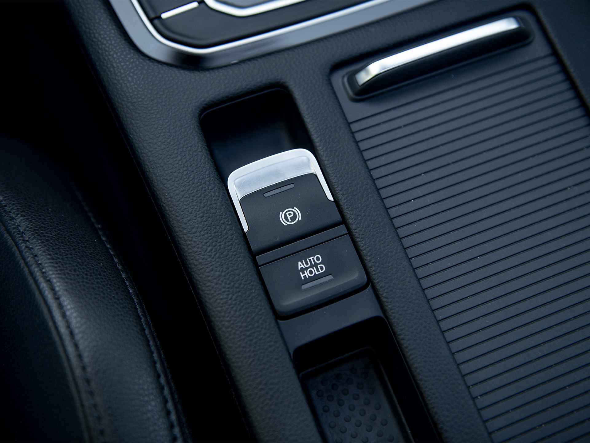 Volkswagen Passat Variant 1.4 TSI GTE Highline | Pano | Navi | Apple Carplay & Android Auto | Alcantara | ErgoComfort stoel | Trekhaak | Alarm | Adaptive Cruise Control | 18" LMV | Camera - 25/52