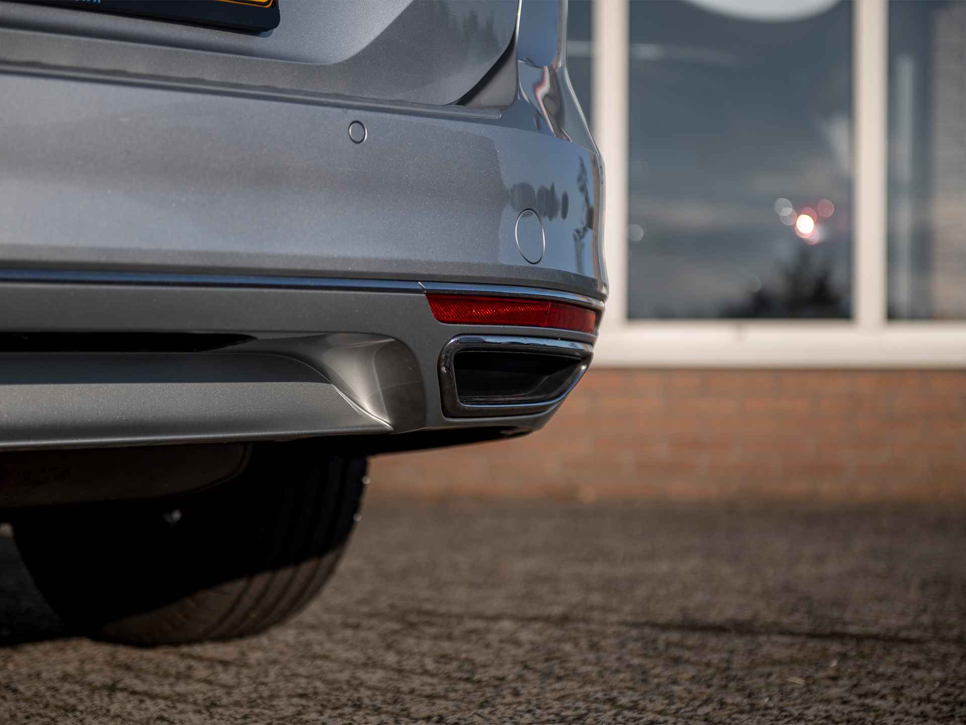 Volkswagen Passat Variant 1.4 TSI GTE Highline | Pano | Navi | Apple Carplay & Android Auto | Alcantara | ErgoComfort stoel | Trekhaak | Alarm | Adaptive Cruise Control | 18" LMV | Camera - 40/52