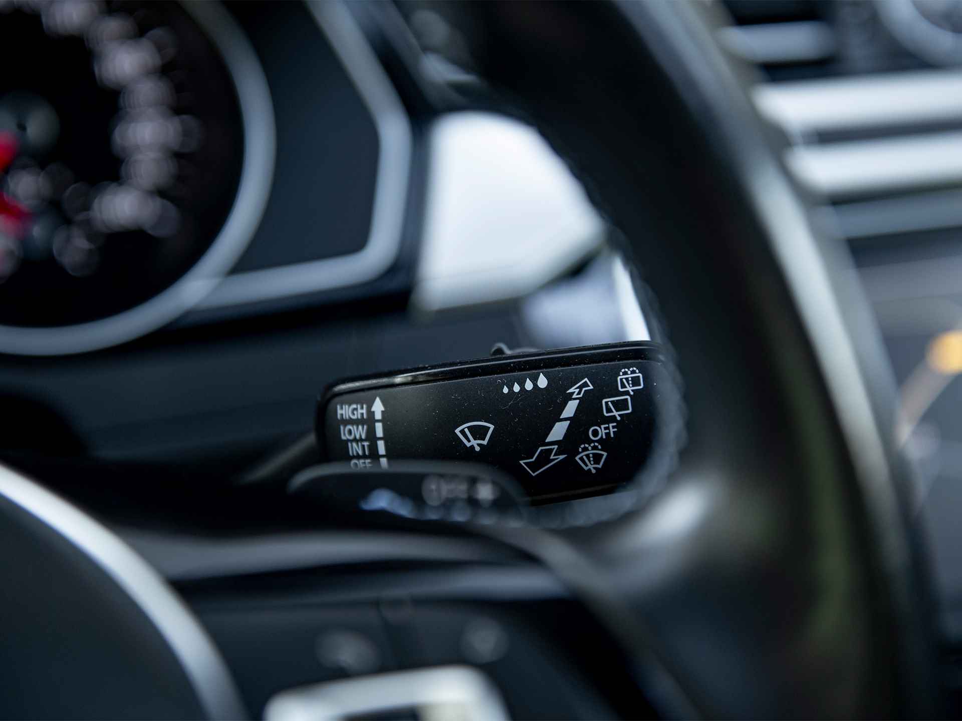 Volkswagen Passat Variant 1.4 TSI GTE Highline | Pano | Navi | Apple Carplay & Android Auto | Alcantara | ErgoComfort stoel | Trekhaak | Alarm | Adaptive Cruise Control | 18" LMV | Camera - 50/52