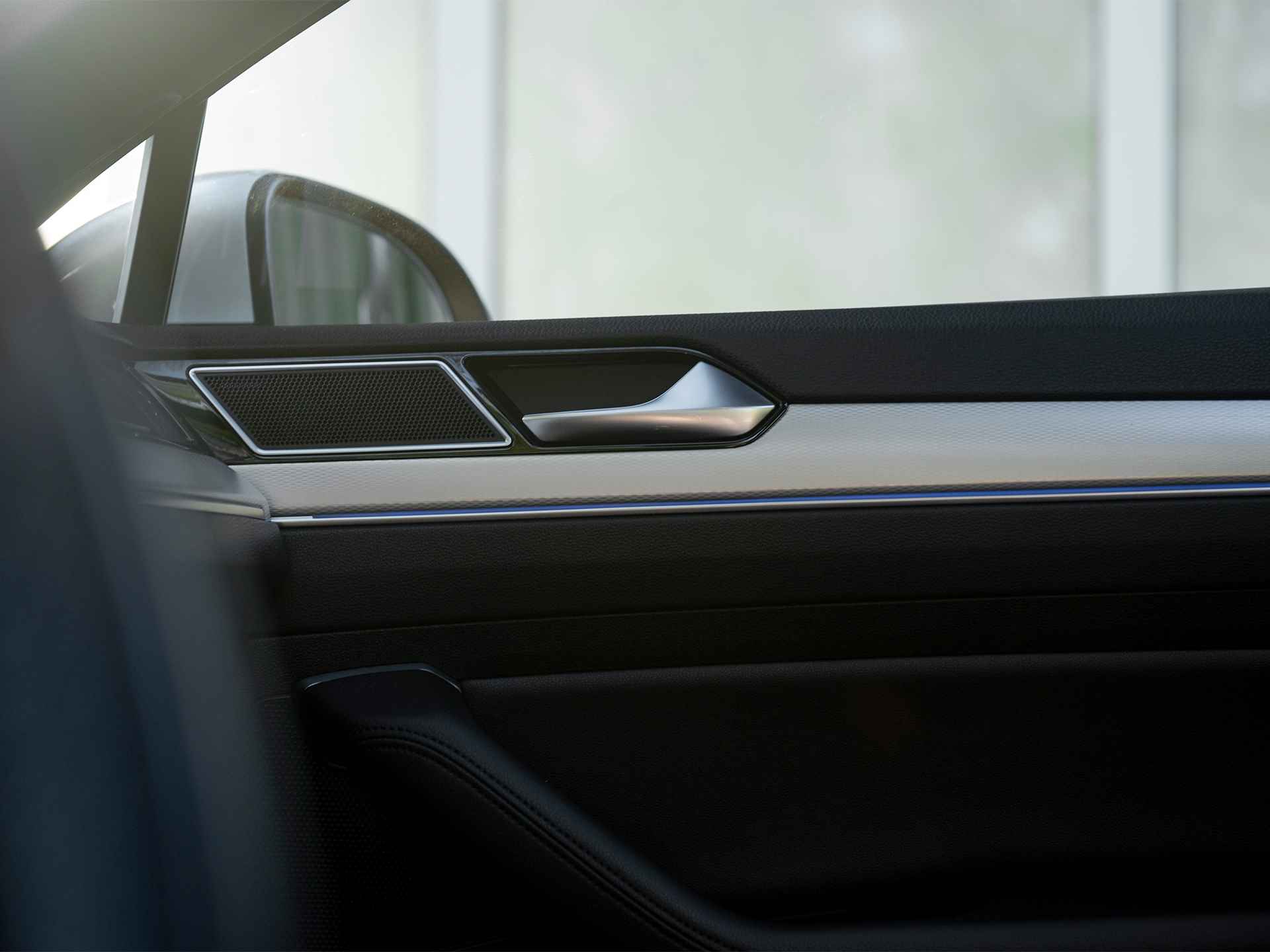 Volkswagen Passat Variant 1.4 TSI GTE Highline | Pano | Navi | Apple Carplay & Android Auto | Alcantara | ErgoComfort stoel | Trekhaak | Alarm | Adaptive Cruise Control | 18" LMV | Camera - 52/52