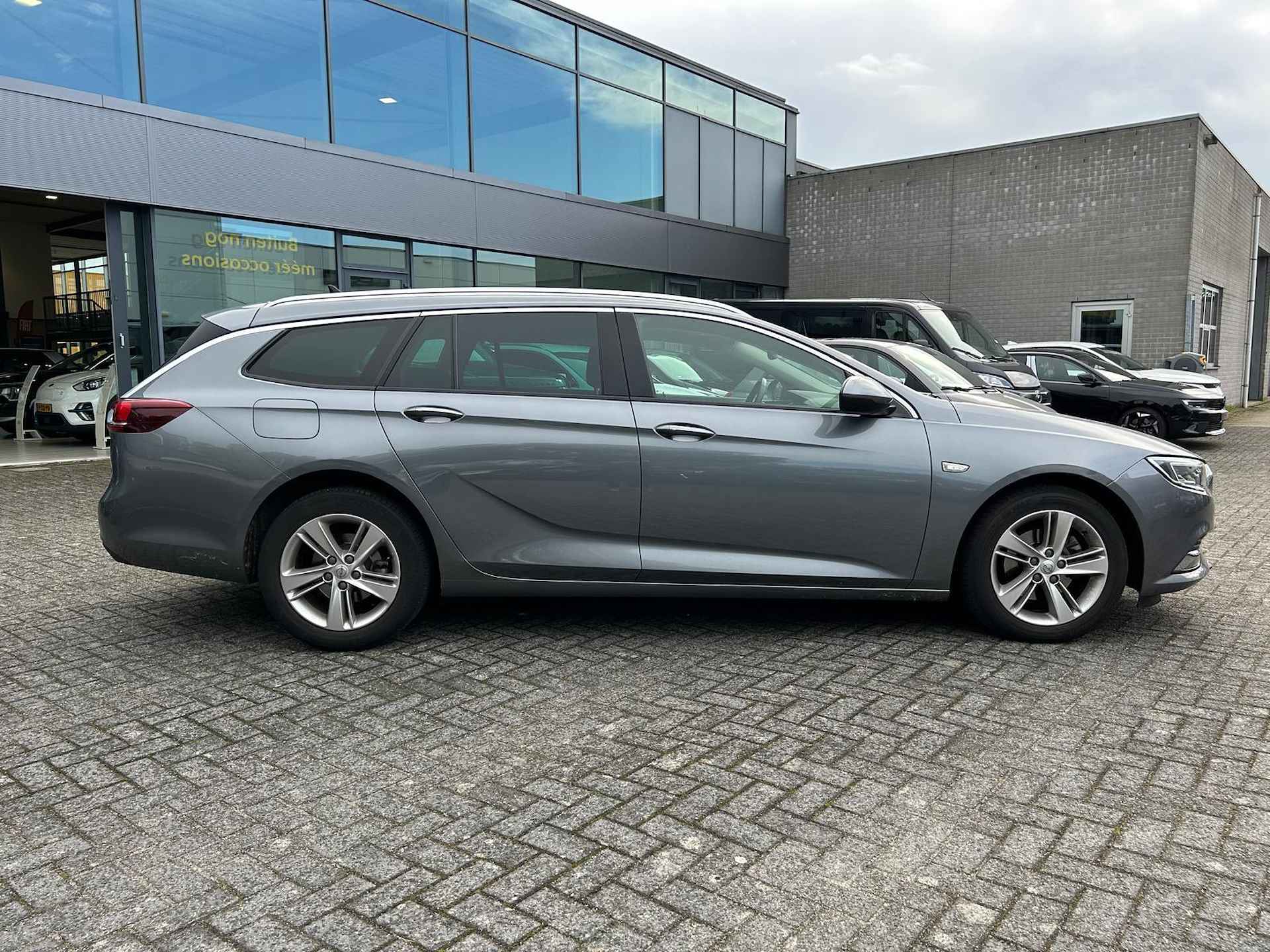 Opel Insignia Sports Tourer 1.5 Turbo 165pk Innovation Aut. | NAVI | CAMERA | CLIMATE CONTROL | STOEL/STUURVERW. | EL. KLEP | PDC V+A | LMV 17 INCH | TREKHAAK - 17/26