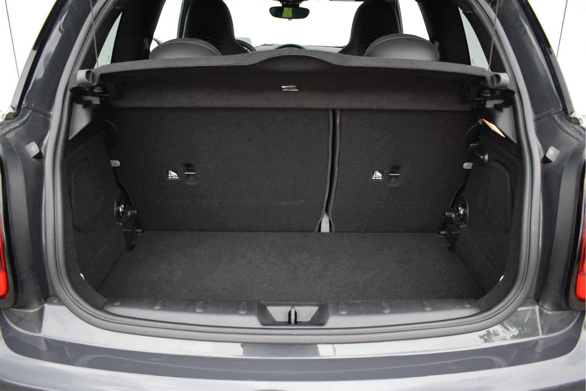 MINI Hatchback JCW Chili Automaat 232PK / Panoramadak / JCW Sportstoelen / Achteruitrijcamera / Adaptieve LED / Active Cruise Control / Comfort Access - 7/31