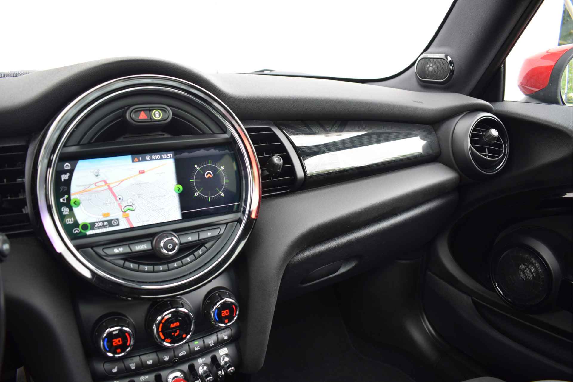 MINI Hatchback JCW Chili Automaat 232PK / Panoramadak / JCW Sportstoelen / Achteruitrijcamera / Adaptieve LED / Active Cruise Control / Comfort Access - 26/31