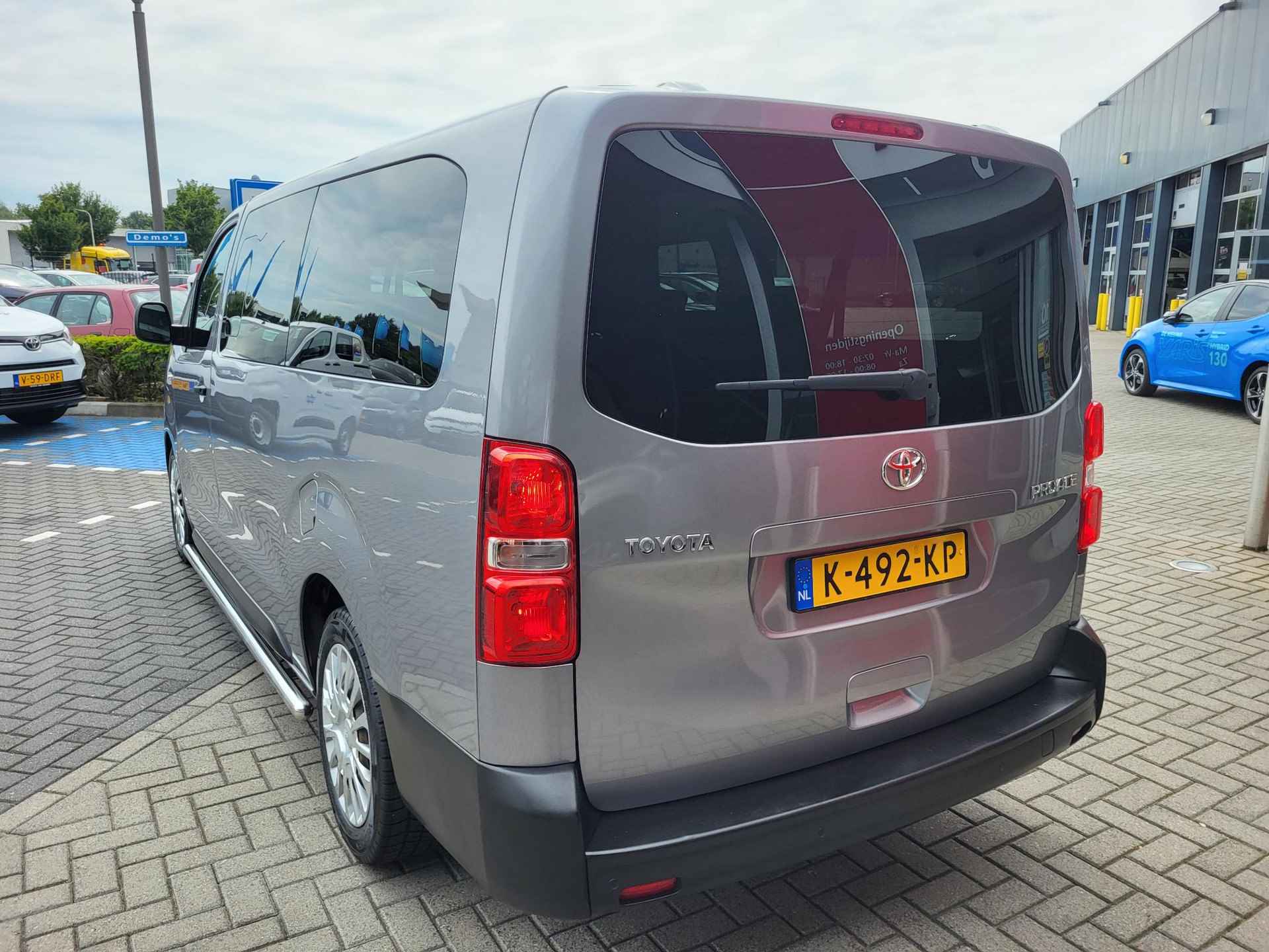 Toyota PROACE Shuttle Long 2.0 D-4D Navigator AUTOMAAT 4S-BANDEN CRUISE NAVI DAB APPLE/ANDROID PARK-SENSOREN 9-PERSOONS - 3/27