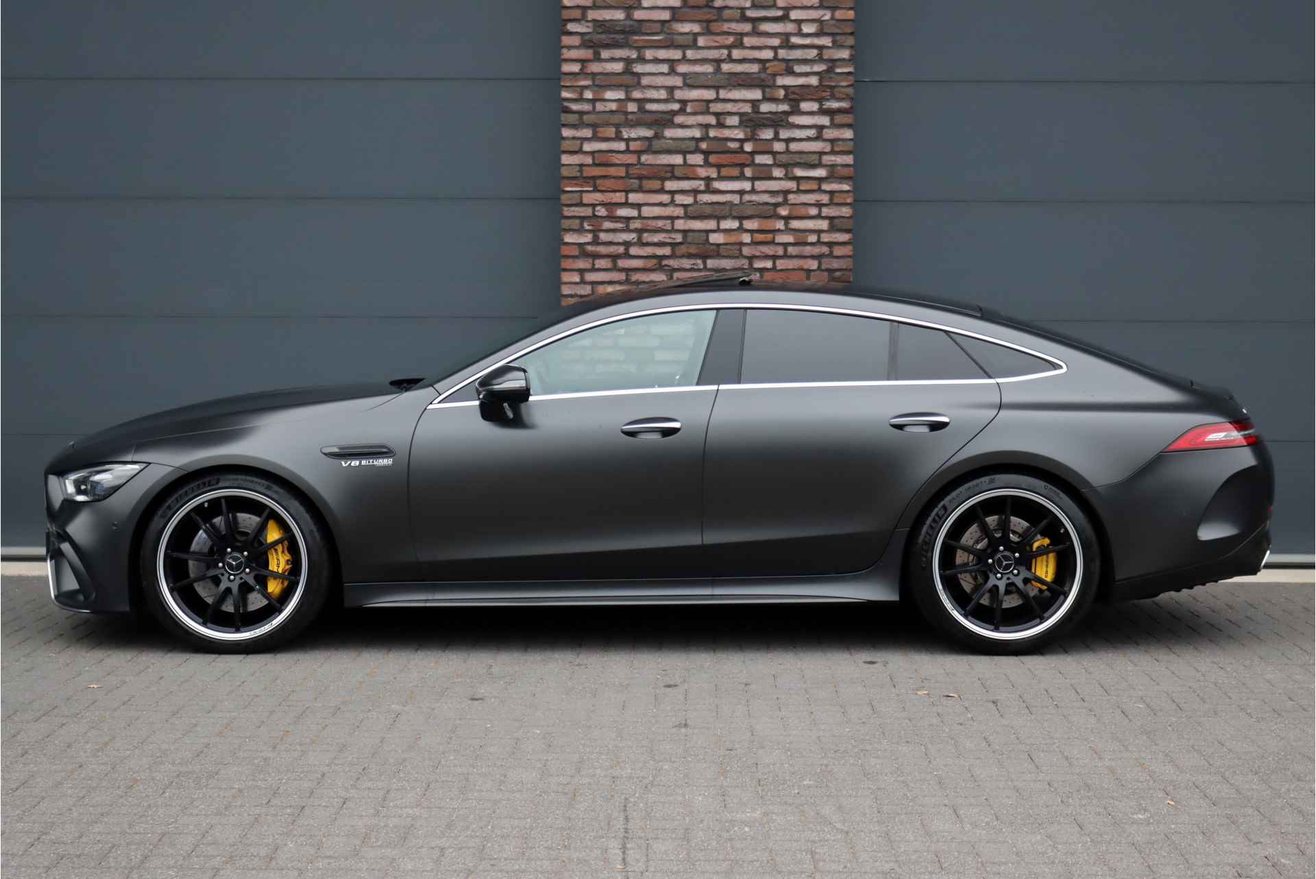 Mercedes-Benz AMG GT 4-Door Coupe AMG 63 S 4MATIC+ Premium+ Aut9 | Airmatic | Achterasbesturing | Carbon-pakket | AMG Performance-Stoelen | Distronic+ | Schuifdak | Burmester | AMG Dynamic Plus | HUD | - 10/45