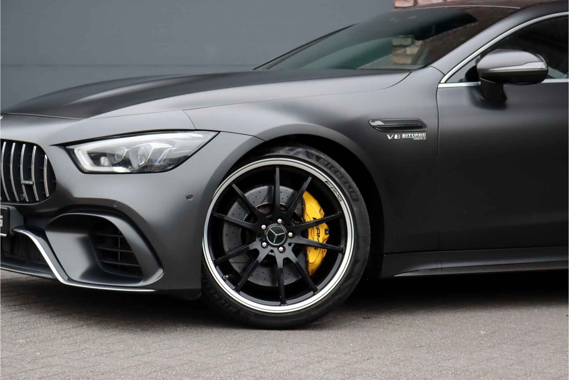 Mercedes-Benz AMG GT 4-Door Coupe AMG 63 S 4MATIC+ Premium+ Aut9 | Airmatic | Achterasbesturing | Carbon-pakket | AMG Performance-Stoelen | Distronic+ | Schuifdak | Burmester | AMG Dynamic Plus | HUD | - 18/45