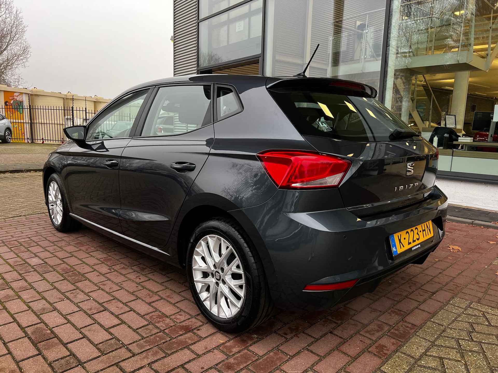 SEAT Ibiza 1.0 TSI Style Climate control / App connect / Parkeersensoren A / 16 Inch / 12 Maanden Garantie! - 16/21