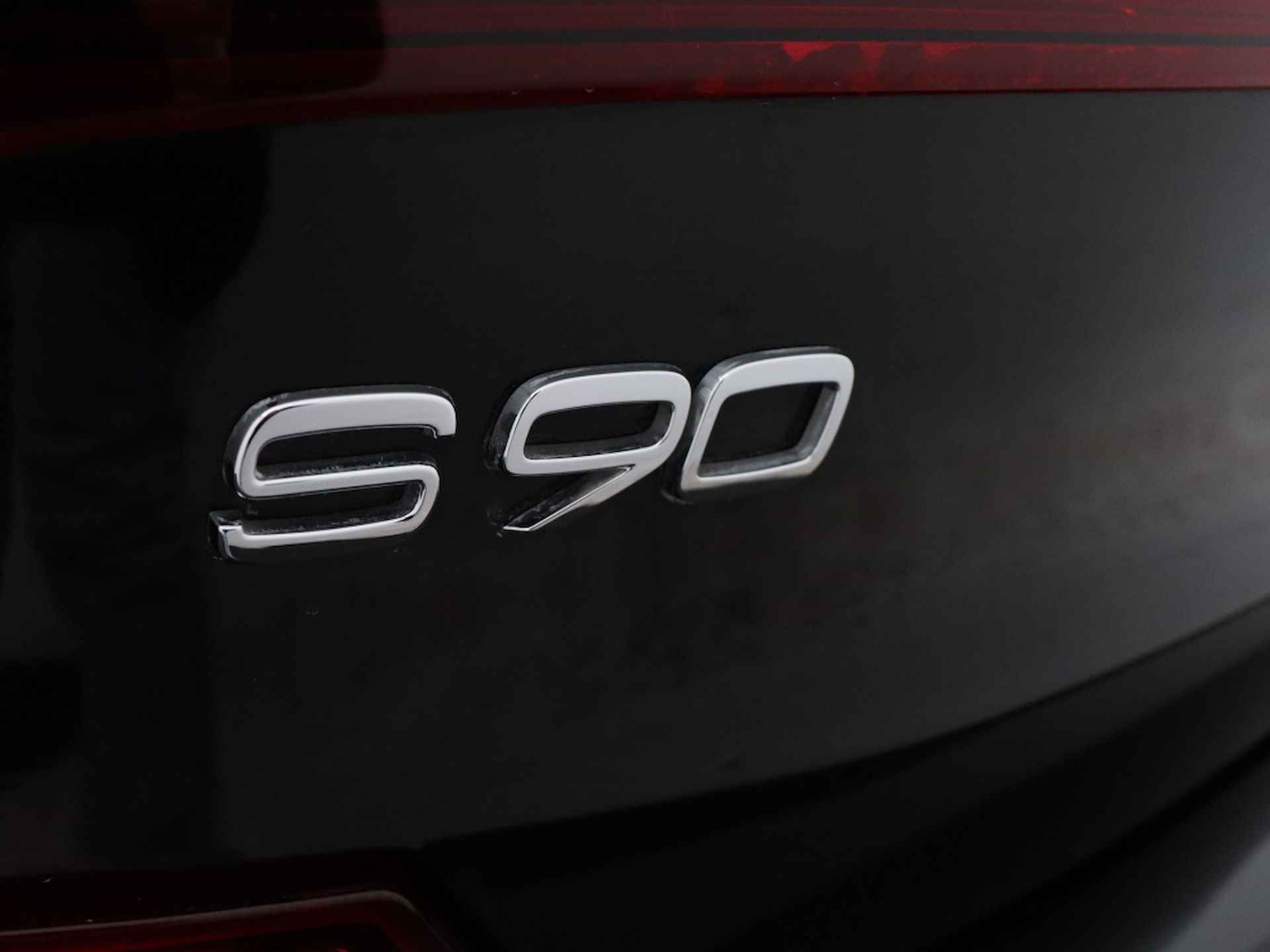 Volvo S90 2.0 T4 Inscription - 35/39