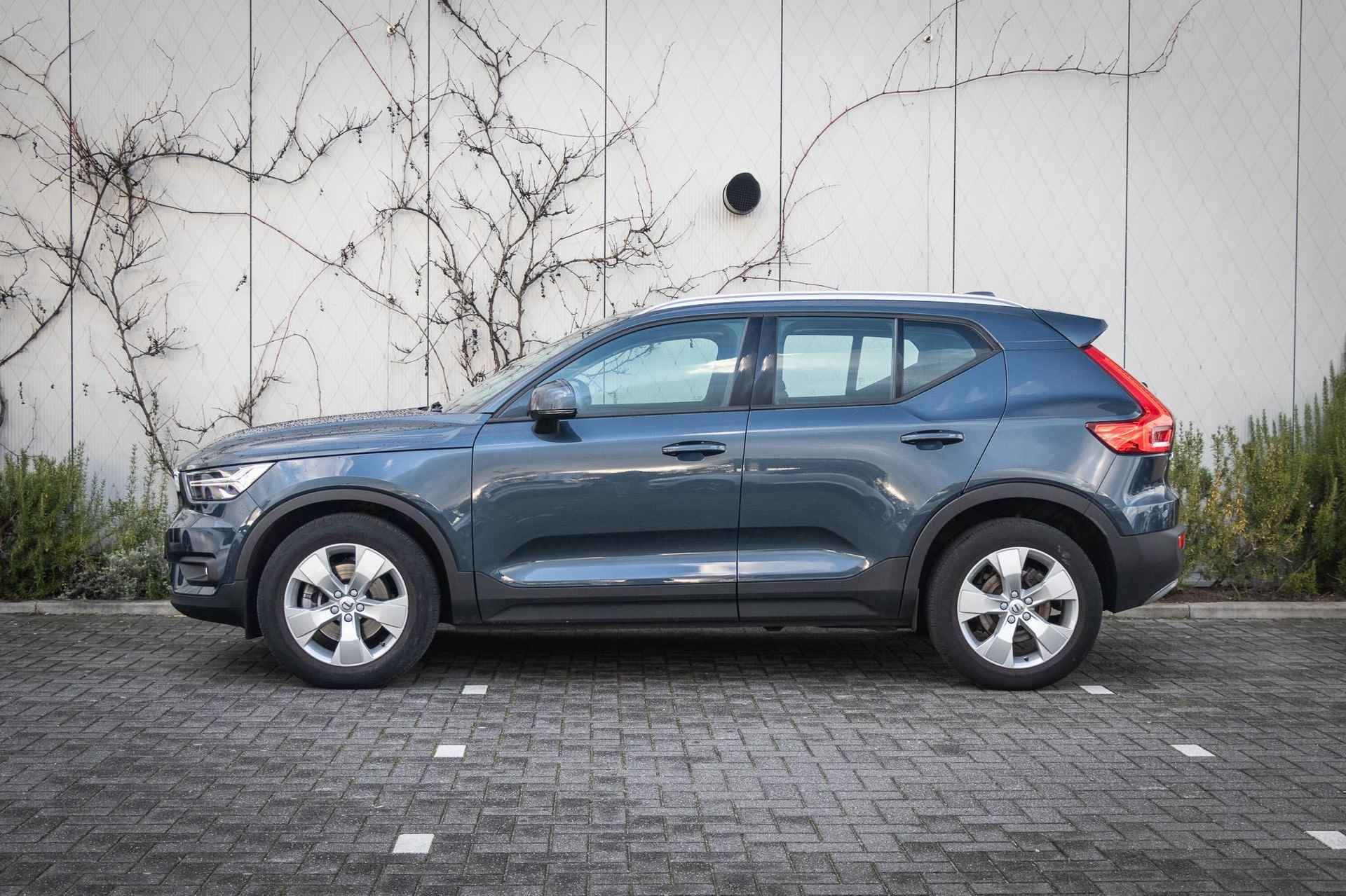 Volvo XC40 B4 Aut.7 Business Pro | Adaptieve Cruise Control | Dodehoek Detectie | Navigatie | Keyless Entry - 5/18