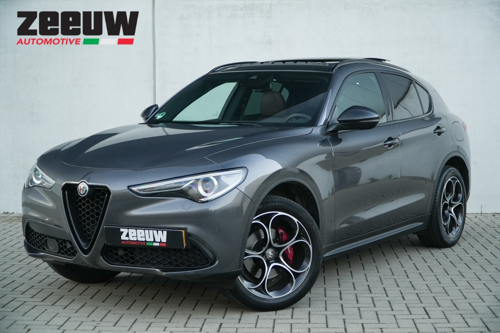 Alfa romeo Stelvio 2.0 Turbo 280 PK AWD B-Tech | Veloce | Pano | Driver | BTW | 20"