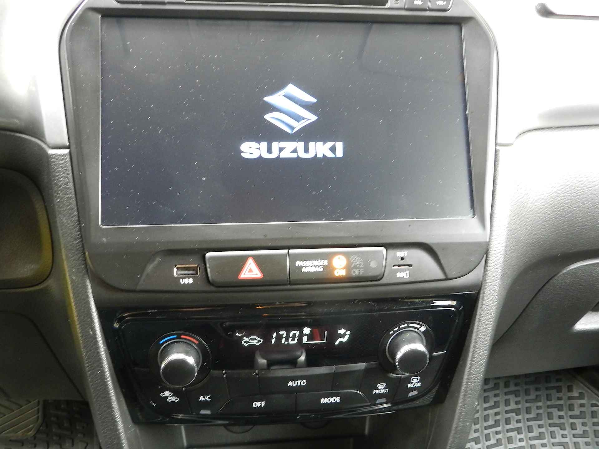 Suzuki Vitara Automaat 1.6 Limited Edition Navi Auitrij camera Appel / Android Climate en Cruise contr - 24/59