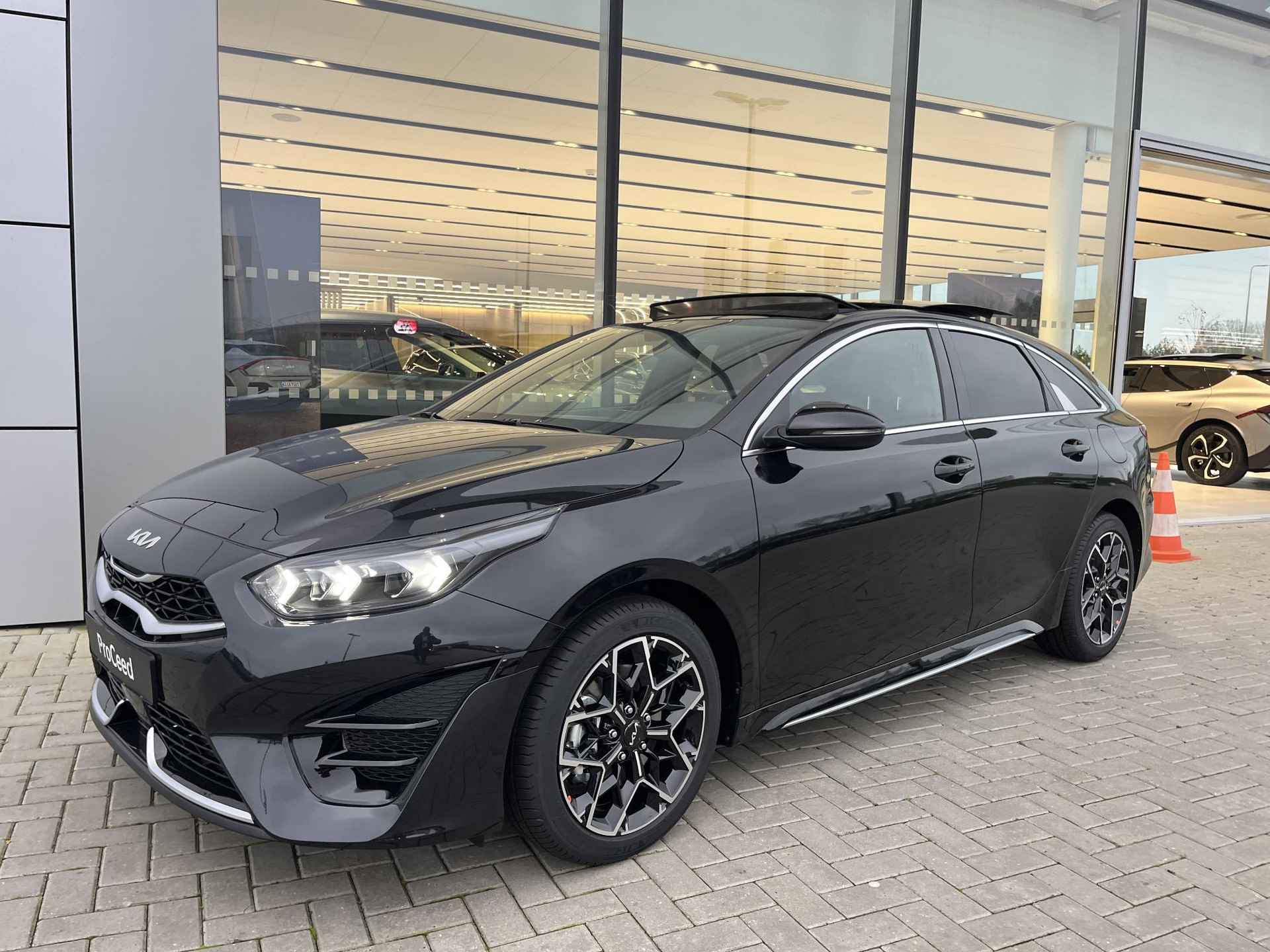 Kia ProCeed 1.5 T-GDi GT-Line snel leverbaar|140PK|lmv|schuif|kanteldak|navigatie - 3/23