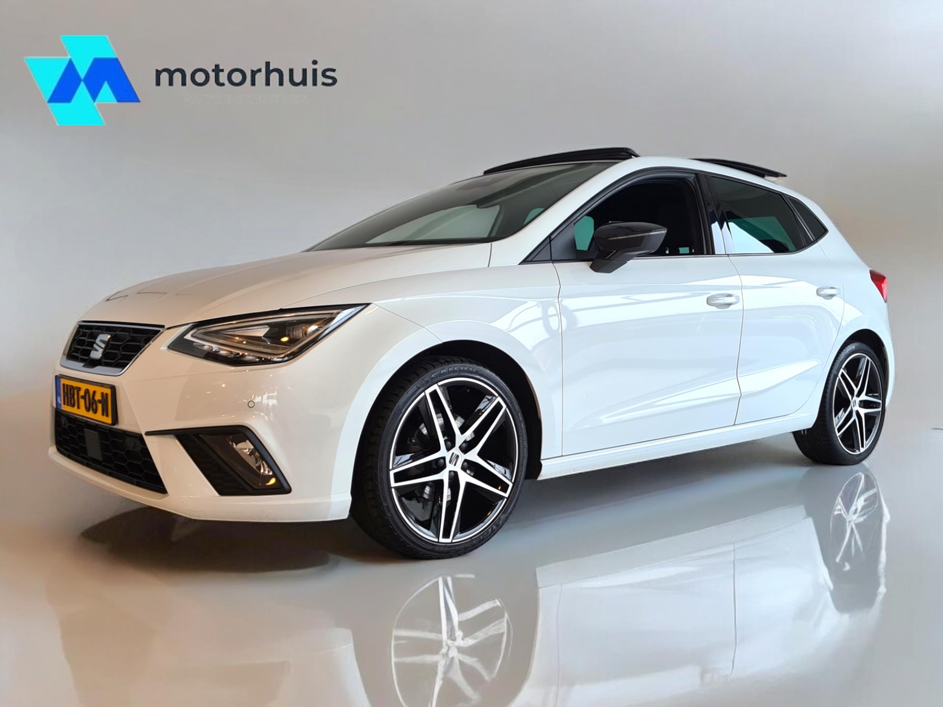 SEAT Ibiza 1.5 TSI 150pk DSG-7 FR AUTOMAAT PANO LED CAMERA STOELV