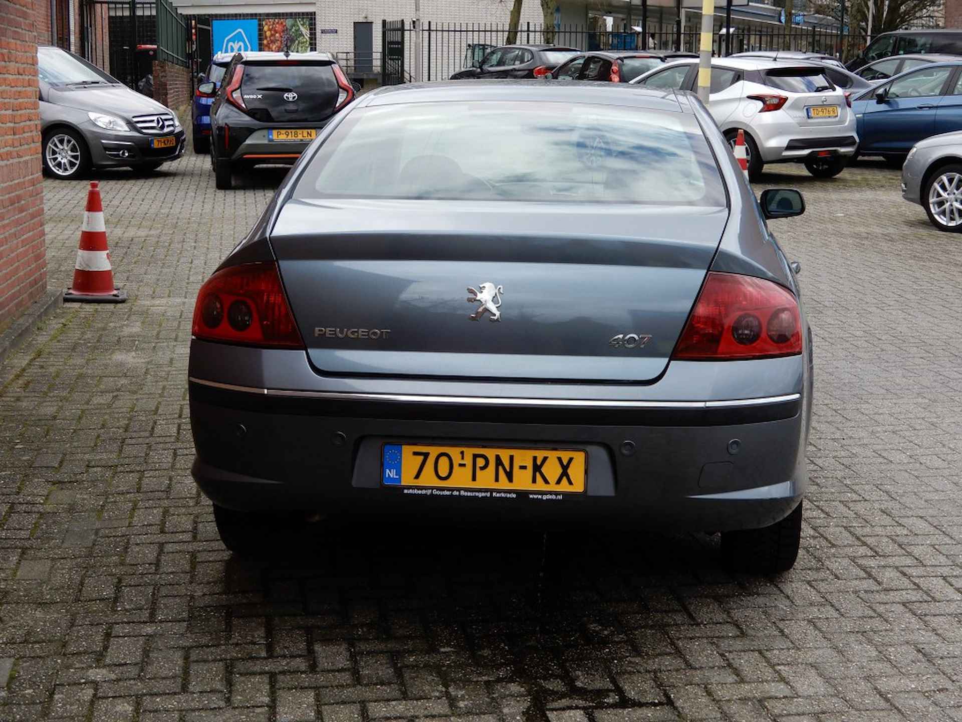 PEUGEOT 407 2.0-16V XR PACK - 15/17