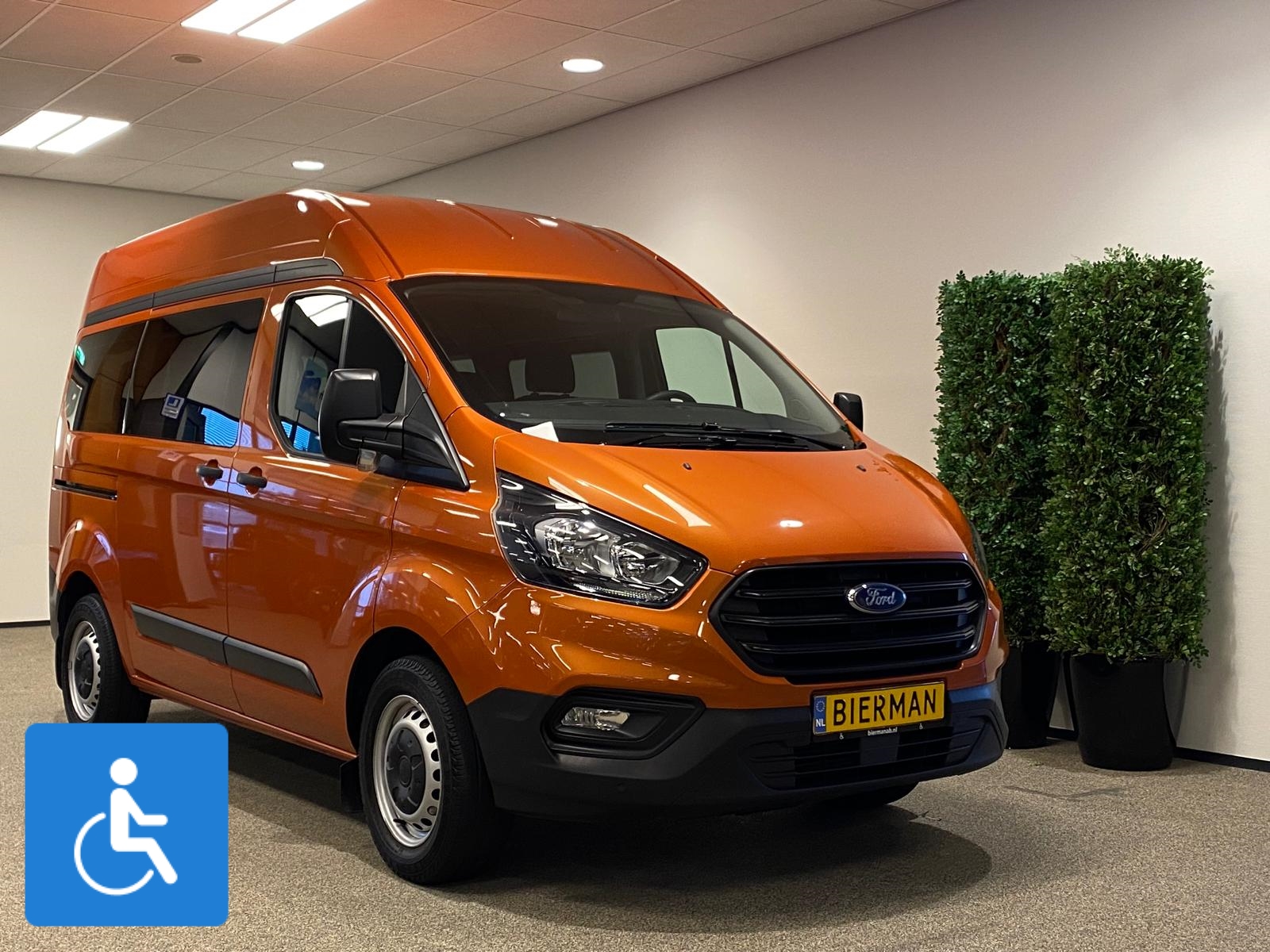 Ford Transit Custom L1H2 Rolstoelbus