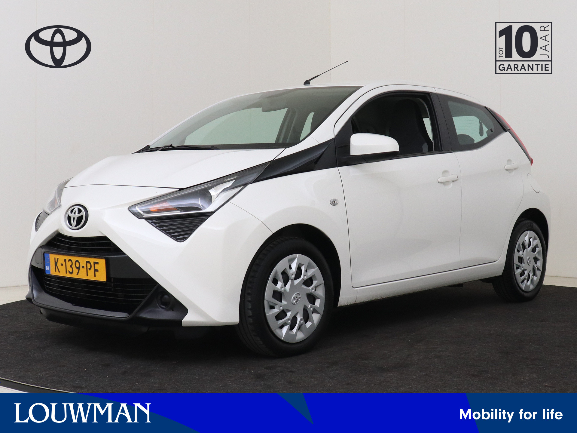 Toyota Aygo 1.0 VVT-i x-play I Airco I 5 Deurs I Zuinig I Camera I 1e Eigenaar I Volledig LOUWMAN Onderhouden I Apple Carplay/Android Auto I