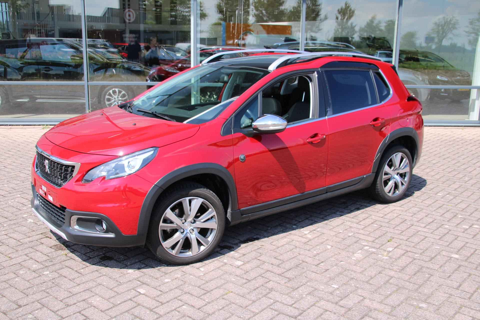 Peugeot 2008 1.2 PureTech Crossway - 2/27