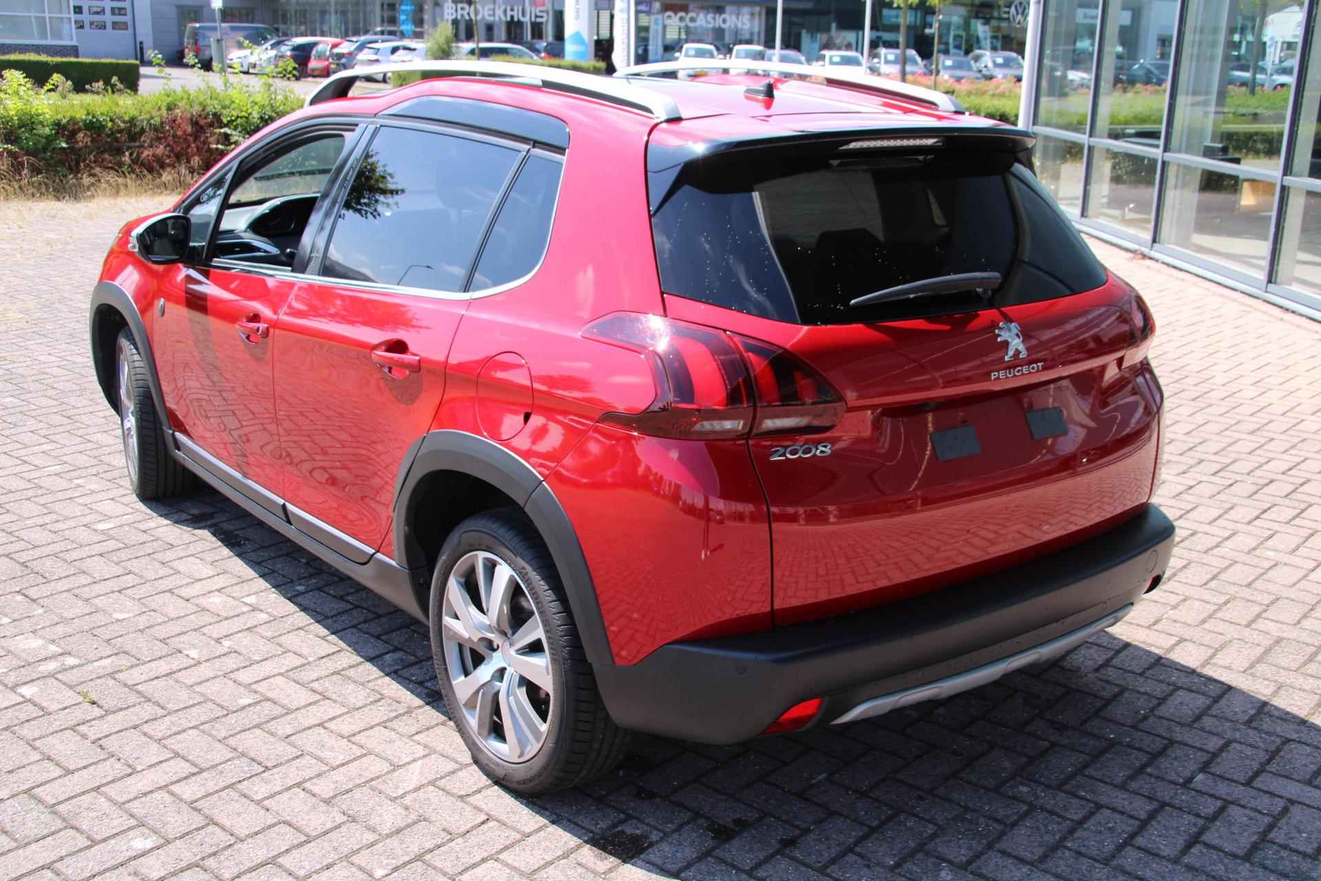 Peugeot 2008 1.2 PureTech Crossway - 5/27