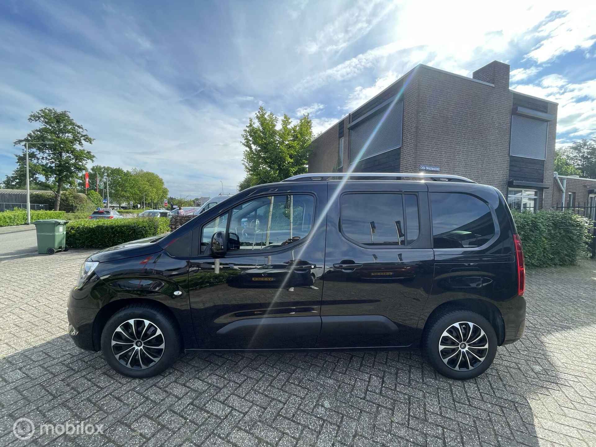 Opel Combo Life 1.2 Turbo L1H1 Edition Navi - 2/20