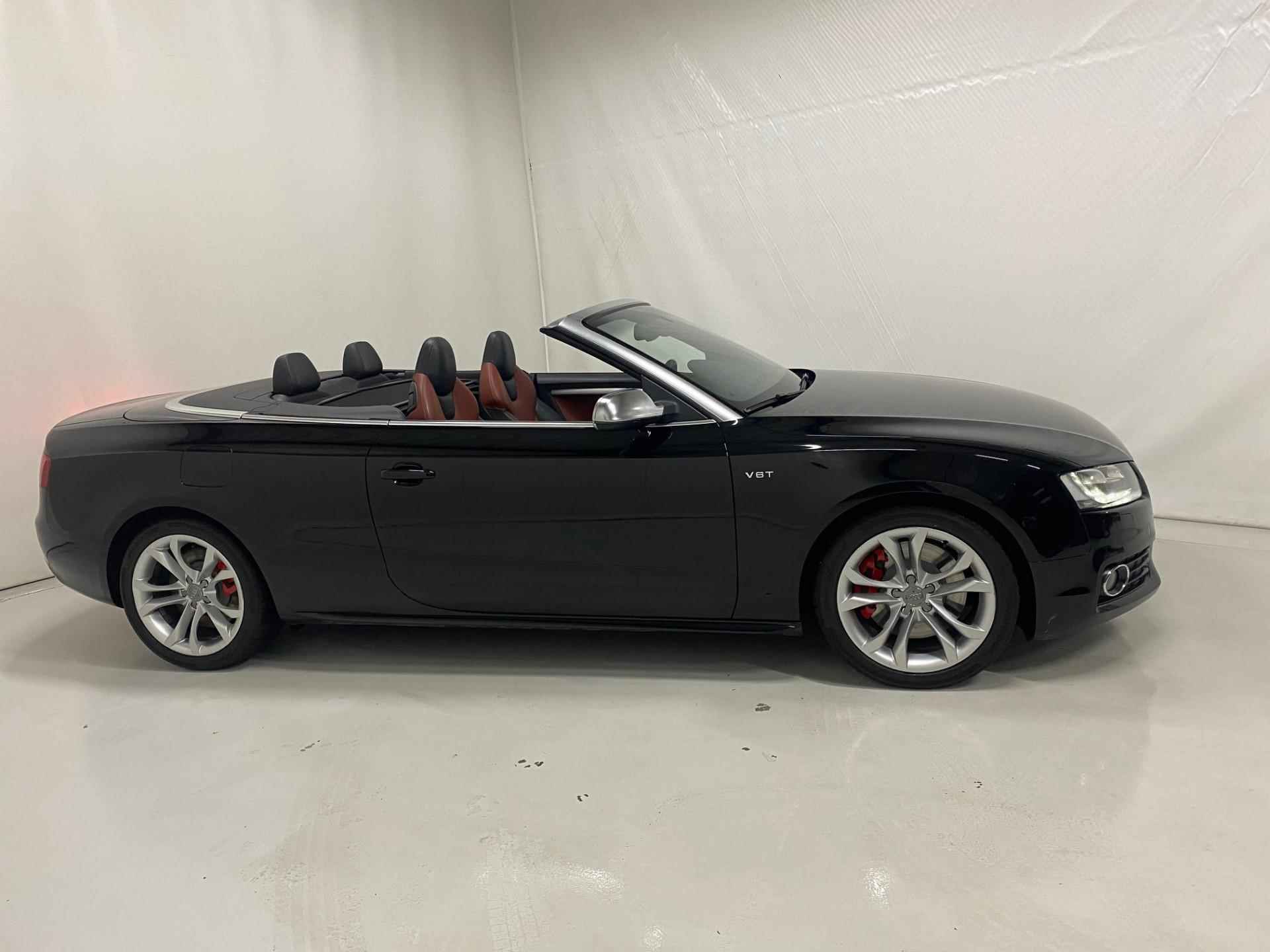 Audi S5 A5 Cabriolet 3.0 TFSI S5 quattro RS Stoelen Vol leer Navi - 4/27