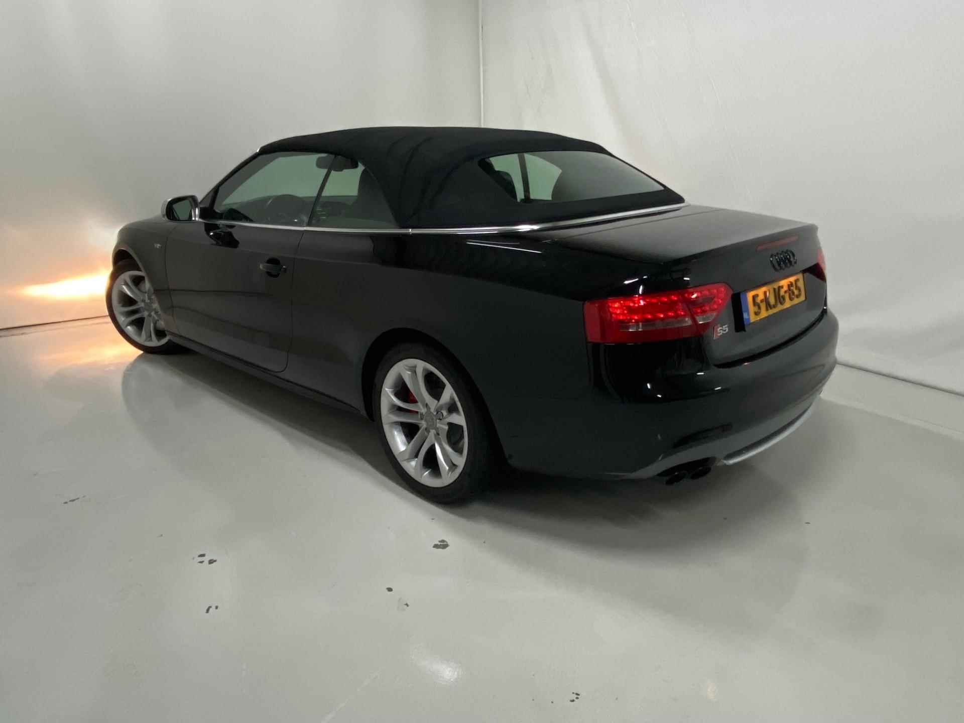 Audi S5 A5 Cabriolet 3.0 TFSI S5 quattro RS Stoelen Vol leer Navi - 24/27