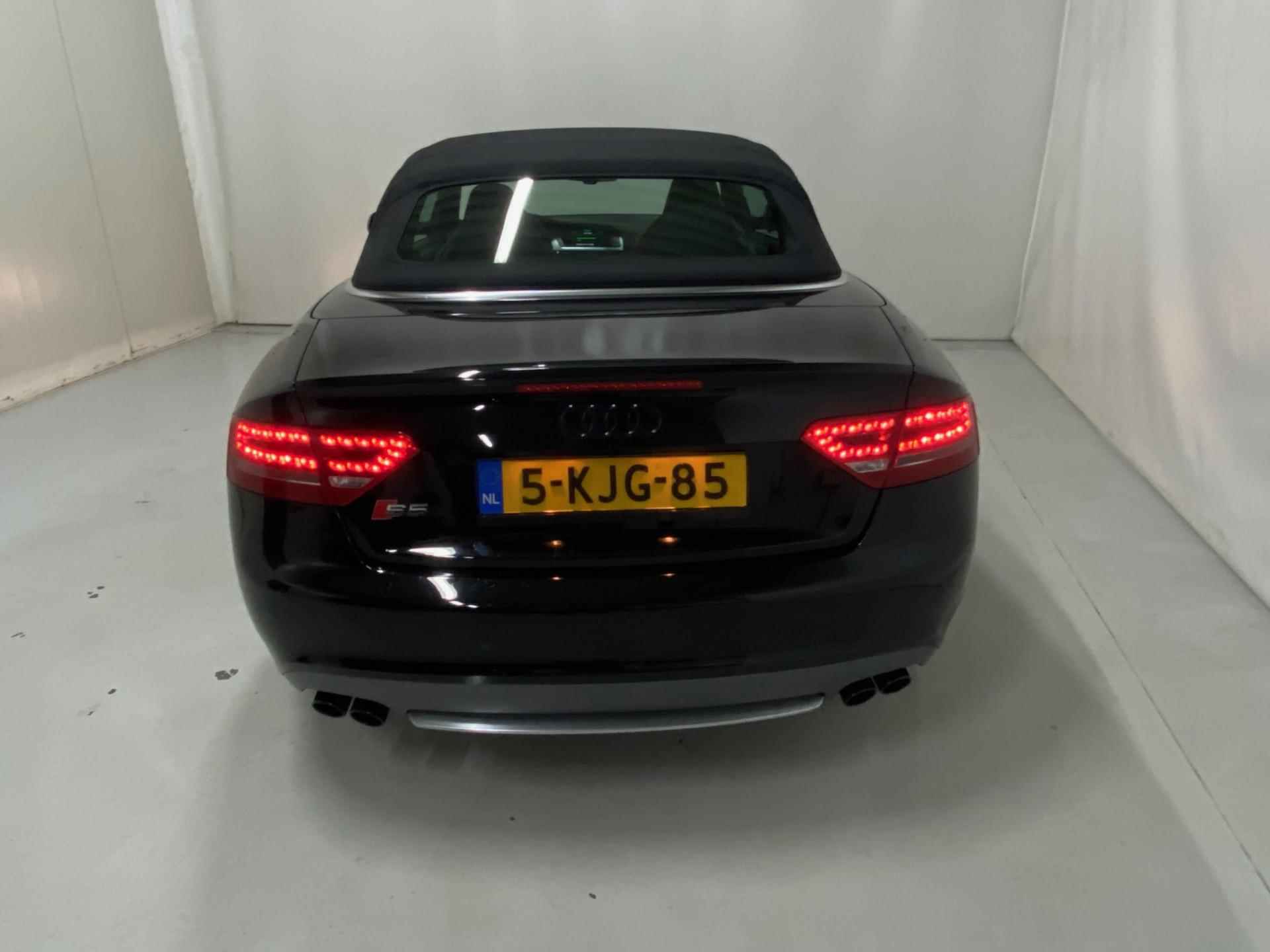 Audi S5 A5 Cabriolet 3.0 TFSI S5 quattro RS Stoelen Vol leer Navi - 25/27