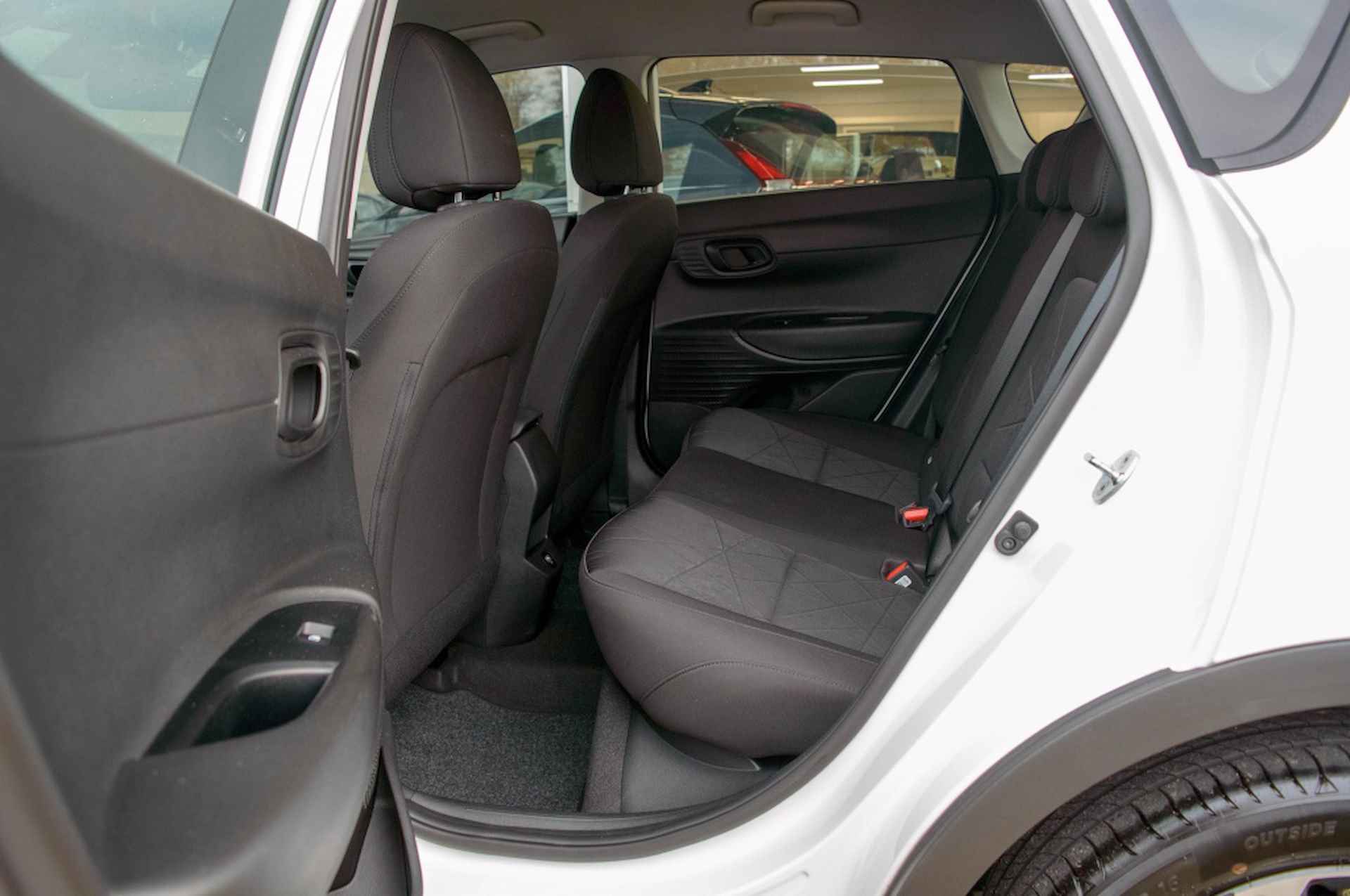 Hyundai Bayon 1.0 T-GDI Comfort | Navigatie via CarPlay | TwoTone - 16/42