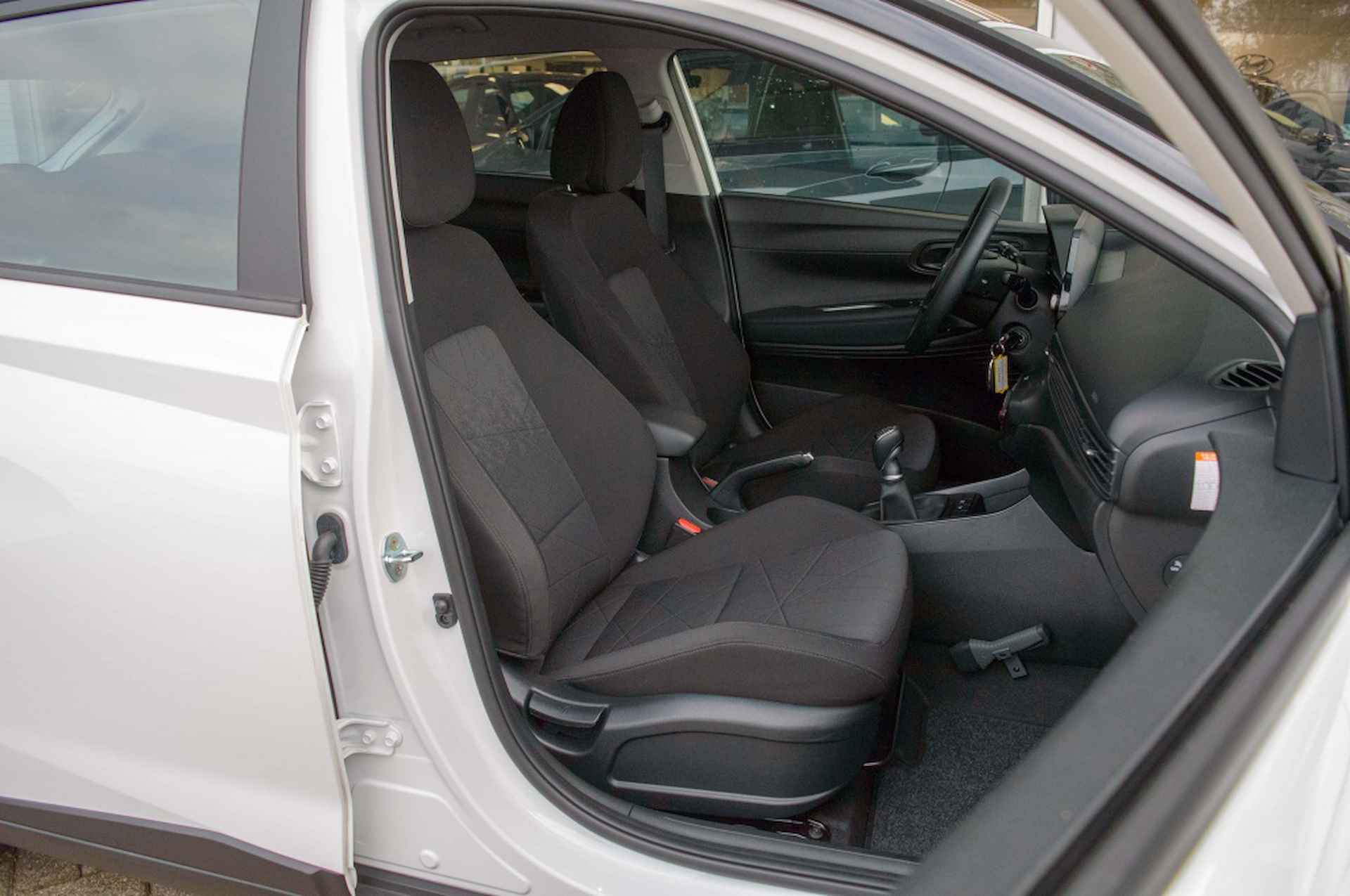 Hyundai Bayon 1.0 T-GDI Comfort | Navigatie via CarPlay | TwoTone - 19/42