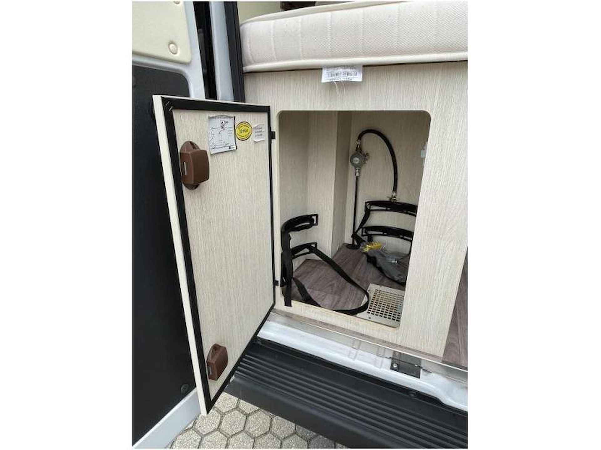 Chausson Twist 597 CS - 2 APARTE BEDDEN - 8/25