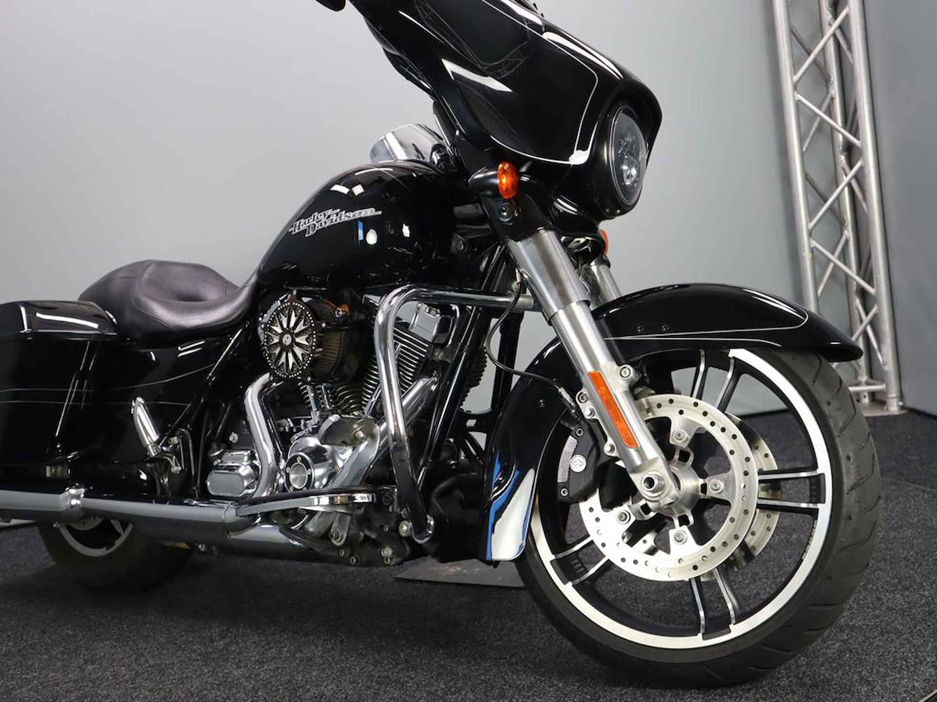 Harley Davidson Street Glide Special - 4/11