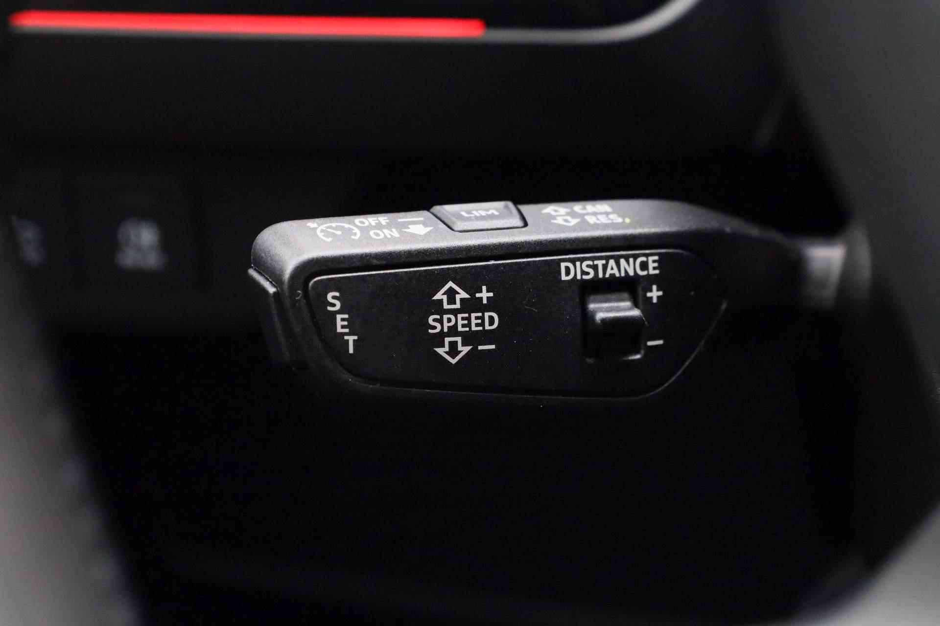 Audi Q4 e-tron 40 S edition 77 kWh 204PK | Warmtepomp | Pano | Trekhaak | Matrix LED | Camera | 20 inch | ACC - 26/46