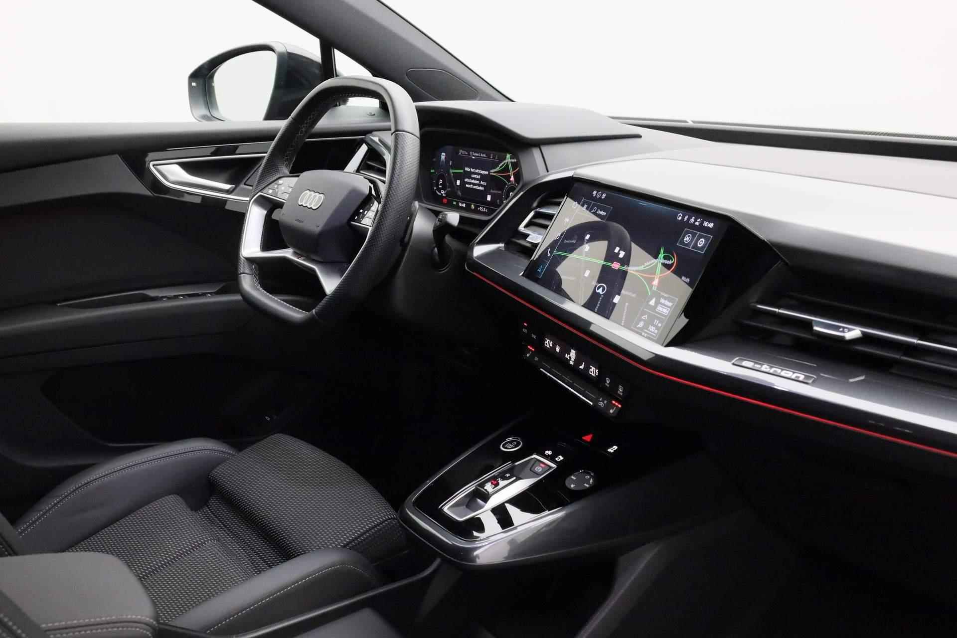 Audi Q4 e-tron 40 S edition 77 kWh 204PK | Warmtepomp | Pano | Trekhaak | Matrix LED | Camera | 20 inch | ACC - 41/46