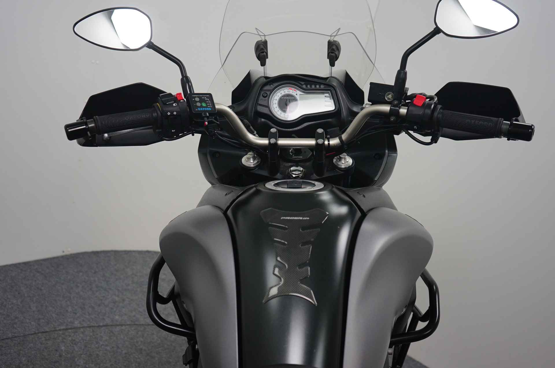 Suzuki DL 650 A V-STROM - 12/17