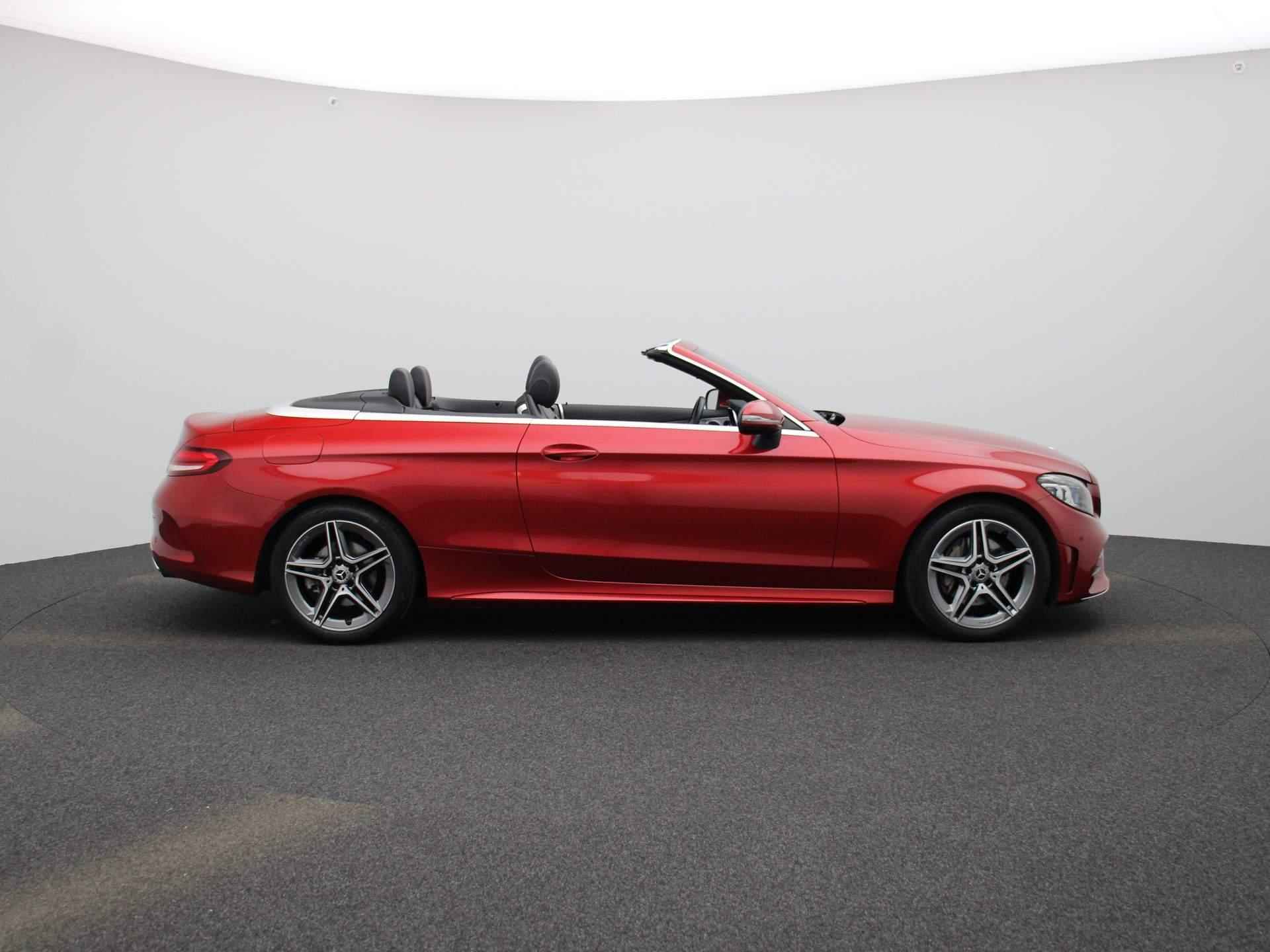 Mercedes-Benz C-klasse Cabrio 180 Premium Pack | AMG Line Pack - Cabriolet | Automaat | Apple Carplay/Android Auto | MULTIBEAM LED | Nekverwarming | Sfeerverlichting | Stoelverwarming voor | Houtafwerking interieur | - 6/46