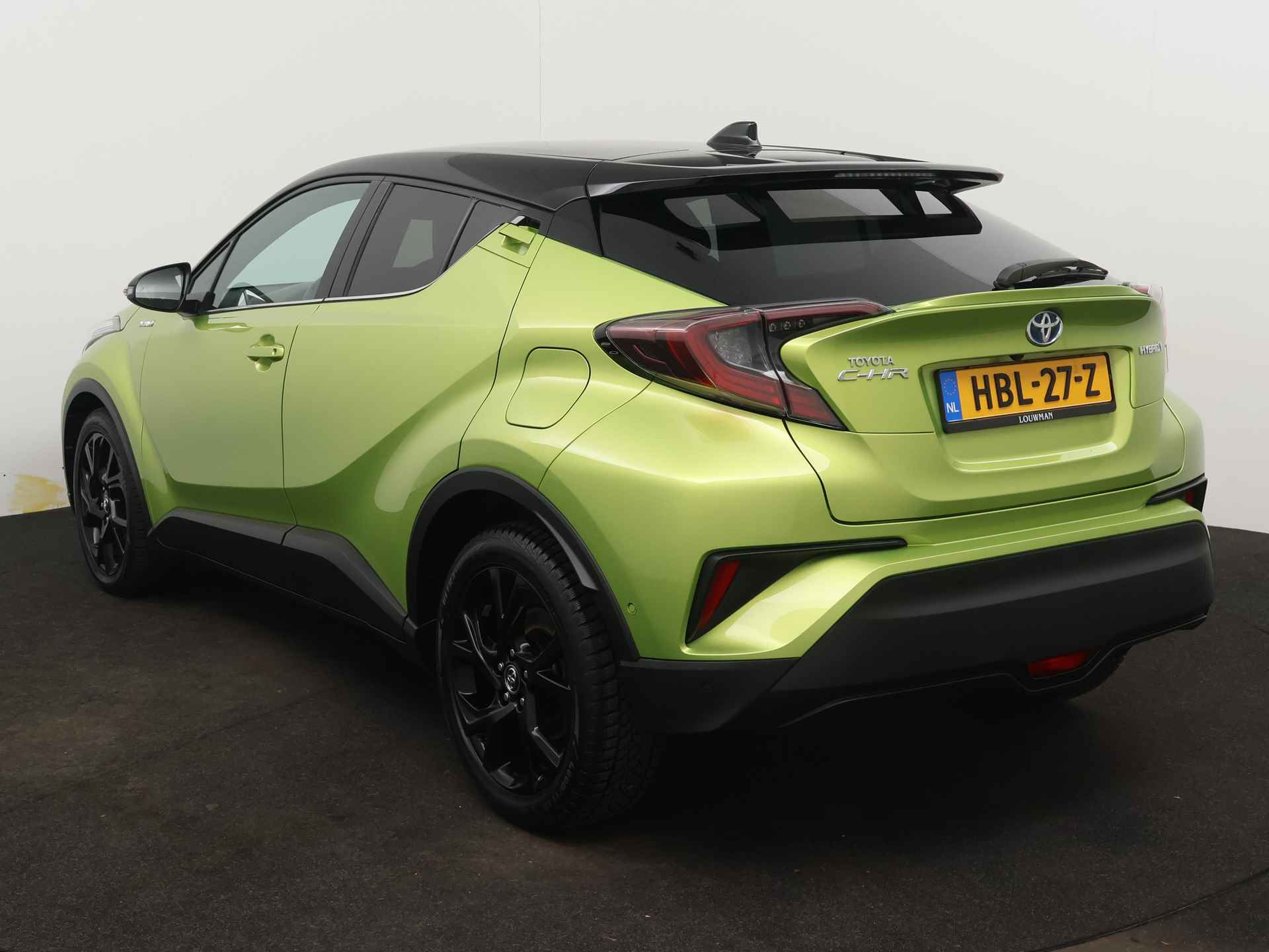 Toyota C-HR 1.8 Hybrid Neon Lime Edition Limited | JBL | Parkeersensoren | Stuur-/Stoelverwarming | LED | Camera | LM velgen | Climate Control | Cruise Control Adaptief | Dodehoek Detectie | - 17/46