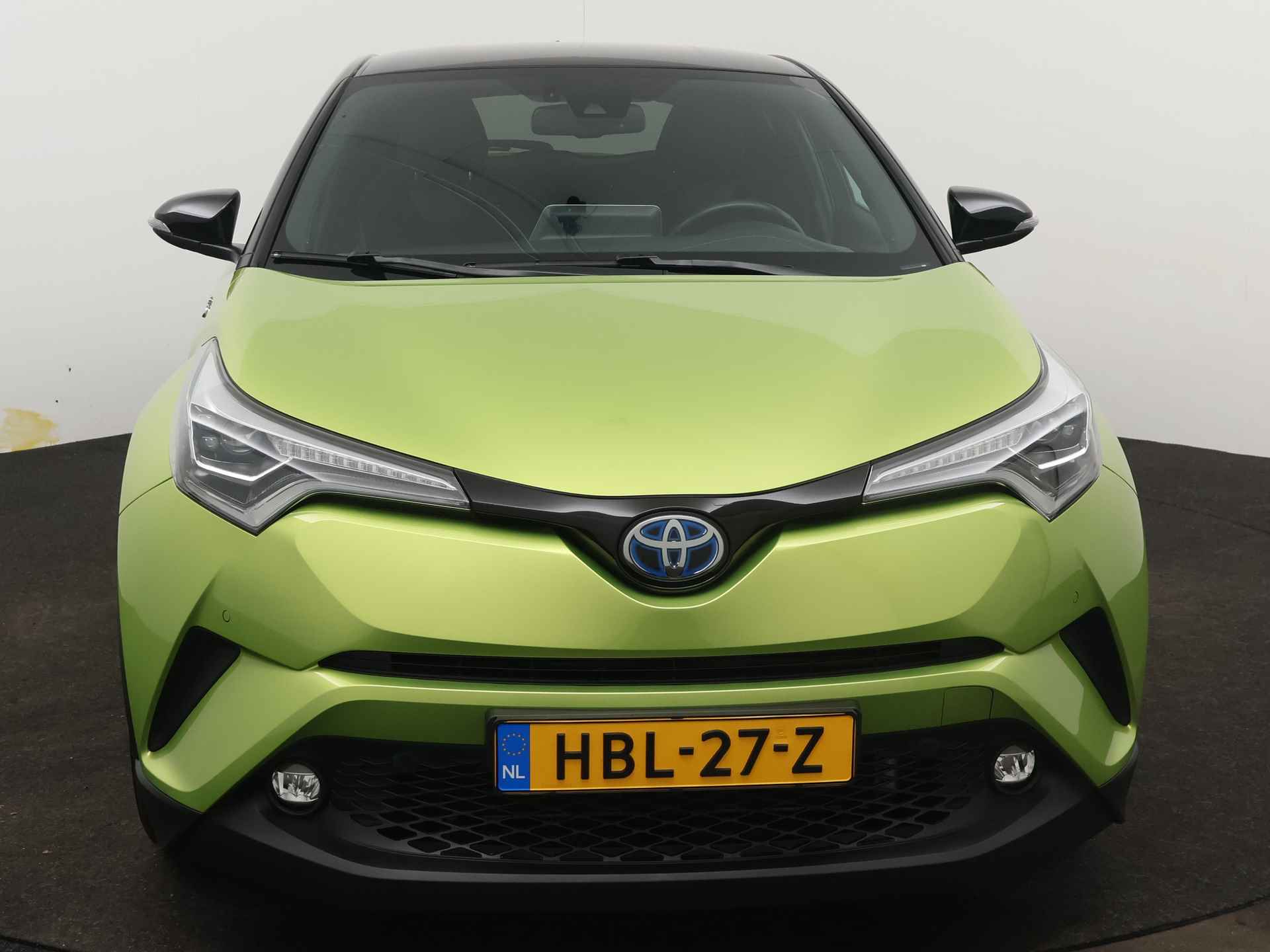 Toyota C-HR 1.8 Hybrid Neon Lime Edition Limited | JBL | Parkeersensoren | Stuur-/Stoelverwarming | LED | Camera | LM velgen | Climate Control | Cruise Control Adaptief | Dodehoek Detectie | - 28/46