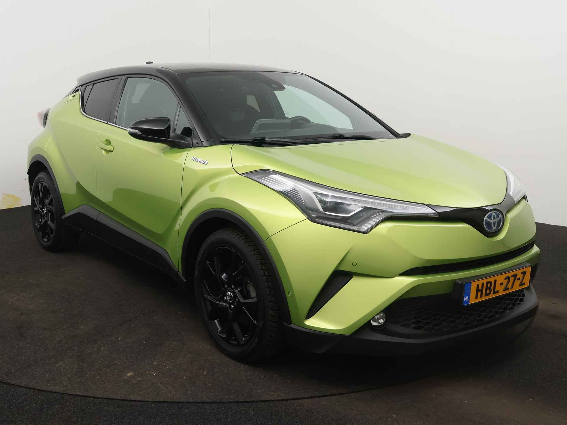 Toyota C-HR 1.8 Hybrid Neon Lime Edition Limited | JBL | Parkeersensoren | Stuur-/Stoelverwarming | LED | Camera | LM velgen | Climate Control | Cruise Control Adaptief | Dodehoek Detectie | - 29/46