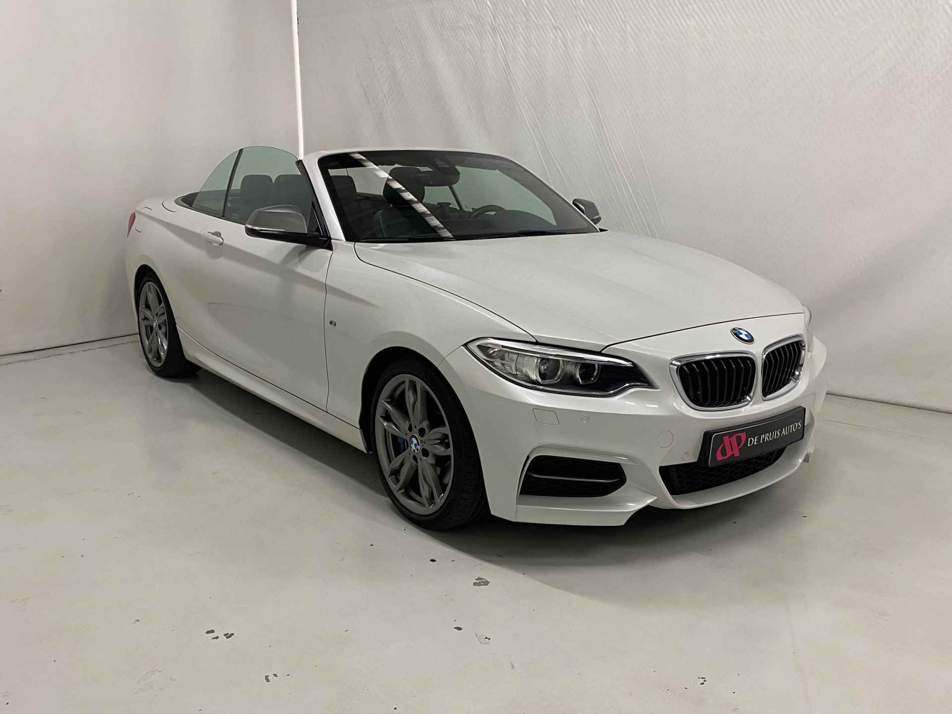 BMW 2 Serie Cabrio M235i High Executive Harman Kardon Camera Leer Stoel + Memory - 7/48