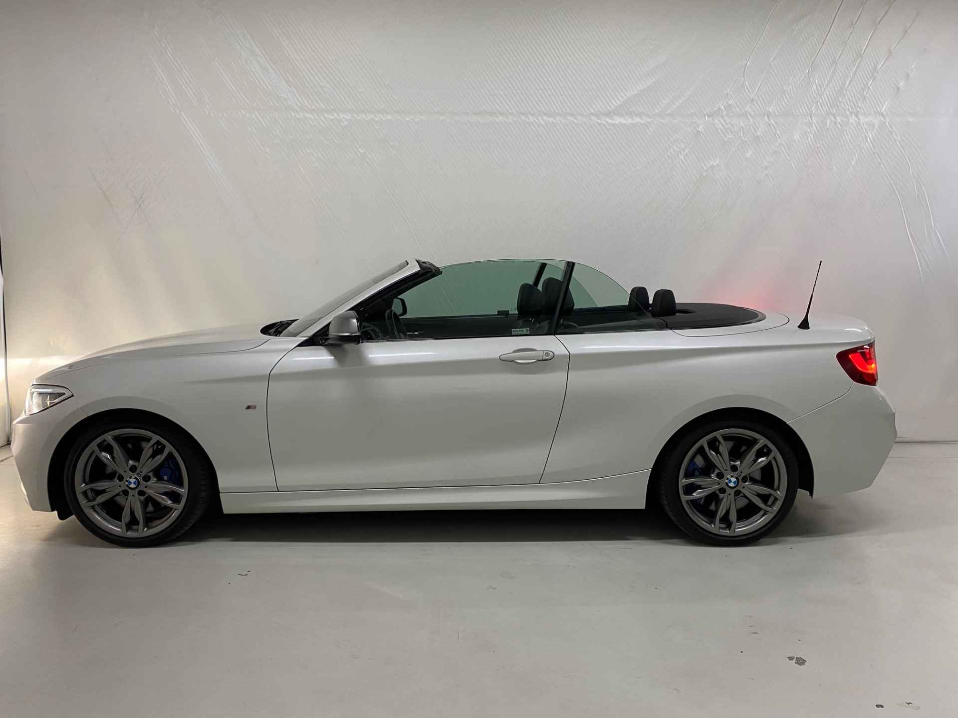 BMW 2 Serie Cabrio M235i High Executive Harman Kardon Camera Leer Stoel + Memory - 19/48