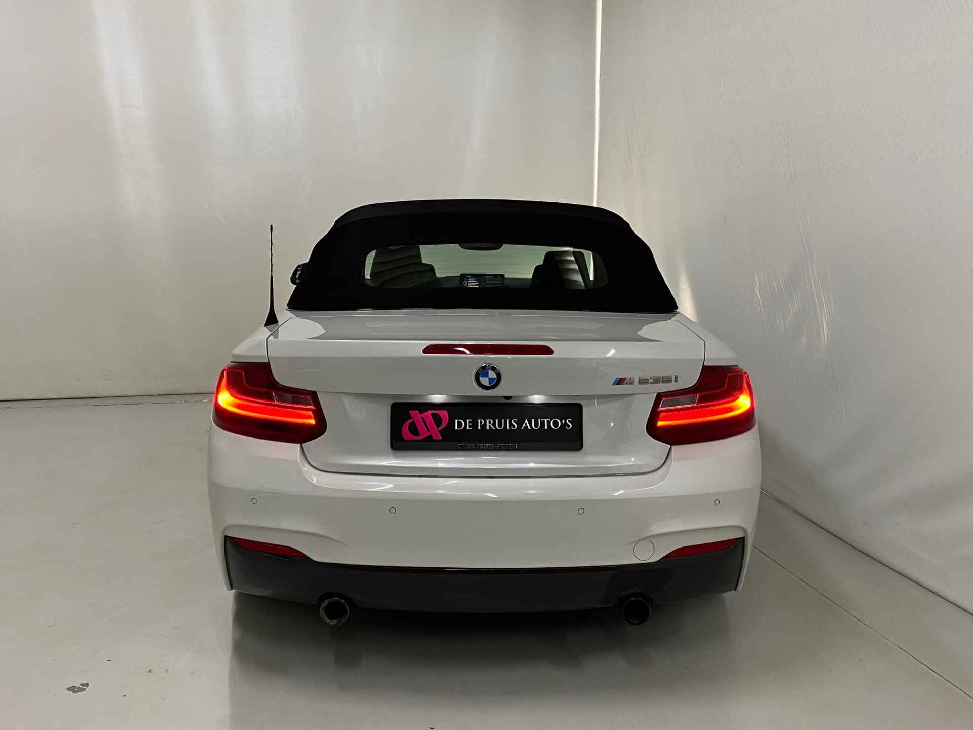 BMW 2 Serie Cabrio M235i High Executive Harman Kardon Camera Leer Stoel + Memory - 44/48