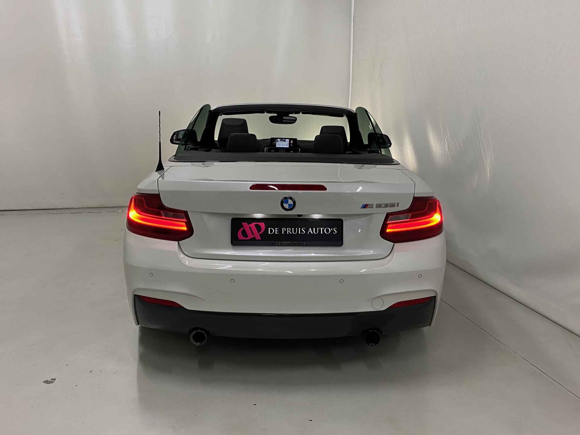 BMW 2 Serie Cabrio M235i High Executive Harman Kardon Camera Leer Stoel + Memory - 46/48