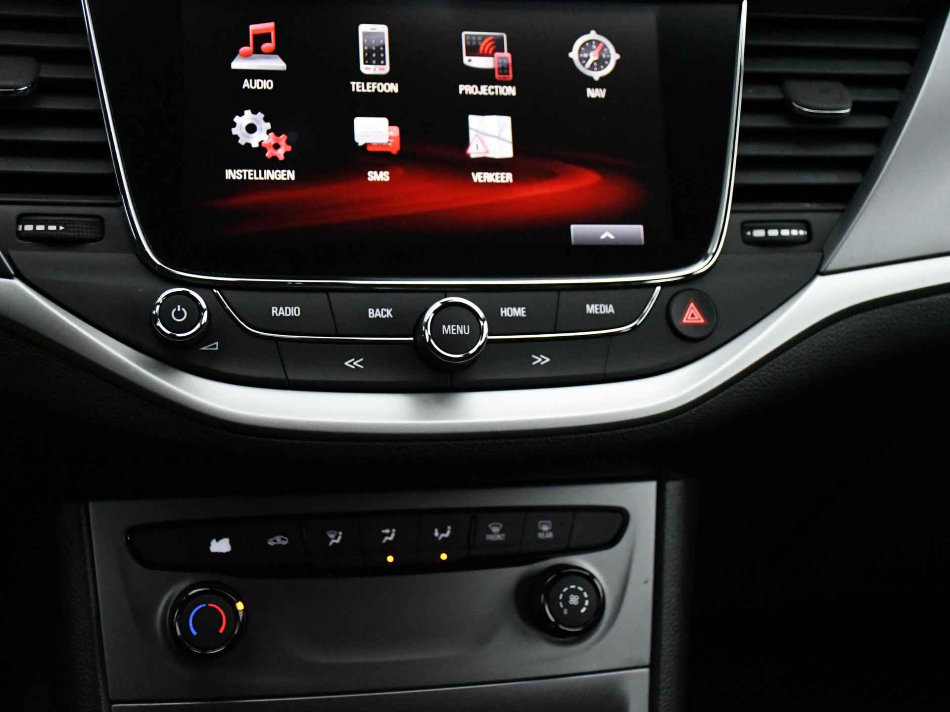 Opel Astra Sports Tourer Business+ 1.0 105pk NAVI | APPLE CARPLAY | PDC ACHTER | DAB | USB | 12MND GARANTIE - 18/29