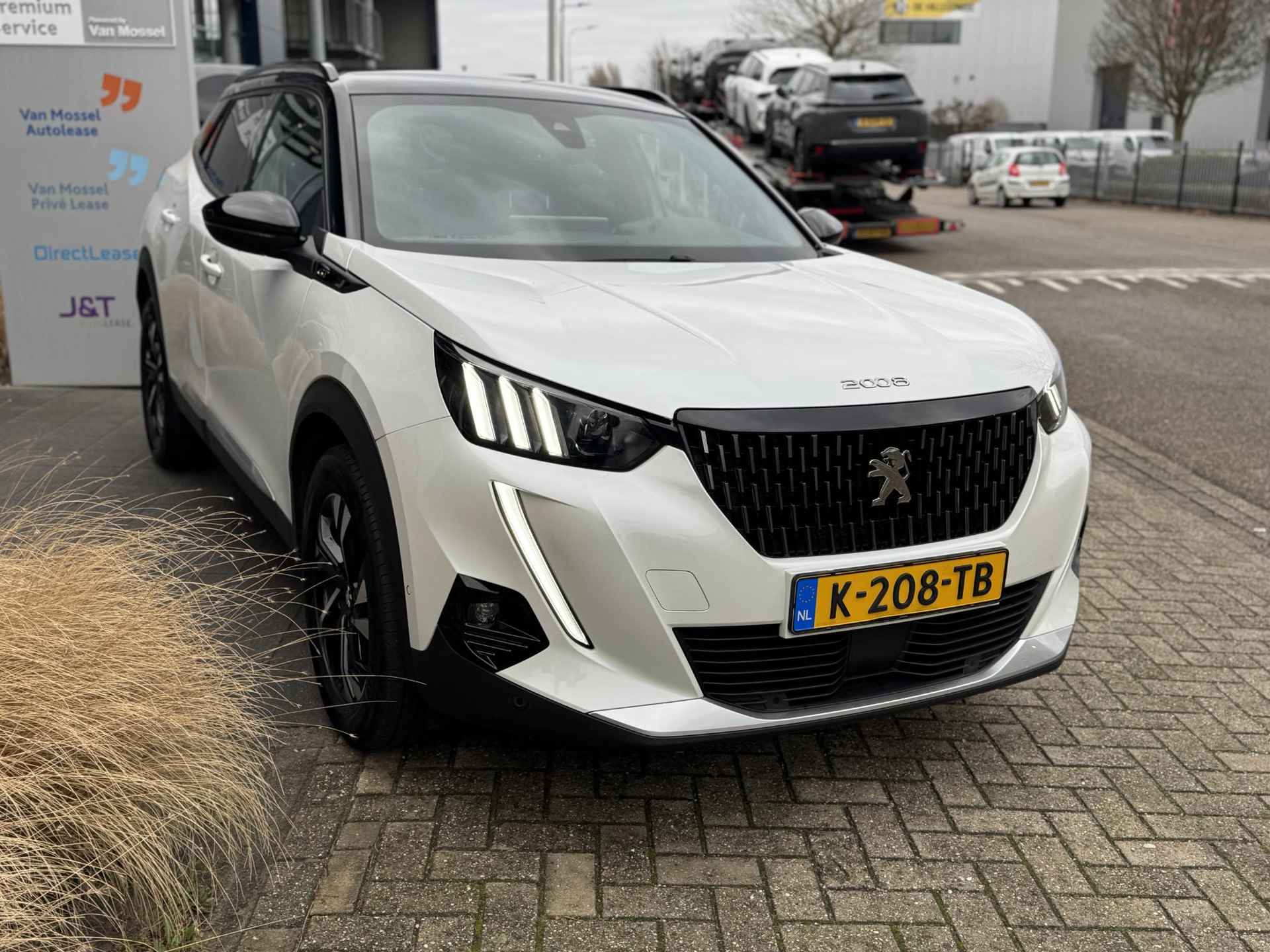 Peugeot 2008 PureTech 130 GT - 7/34