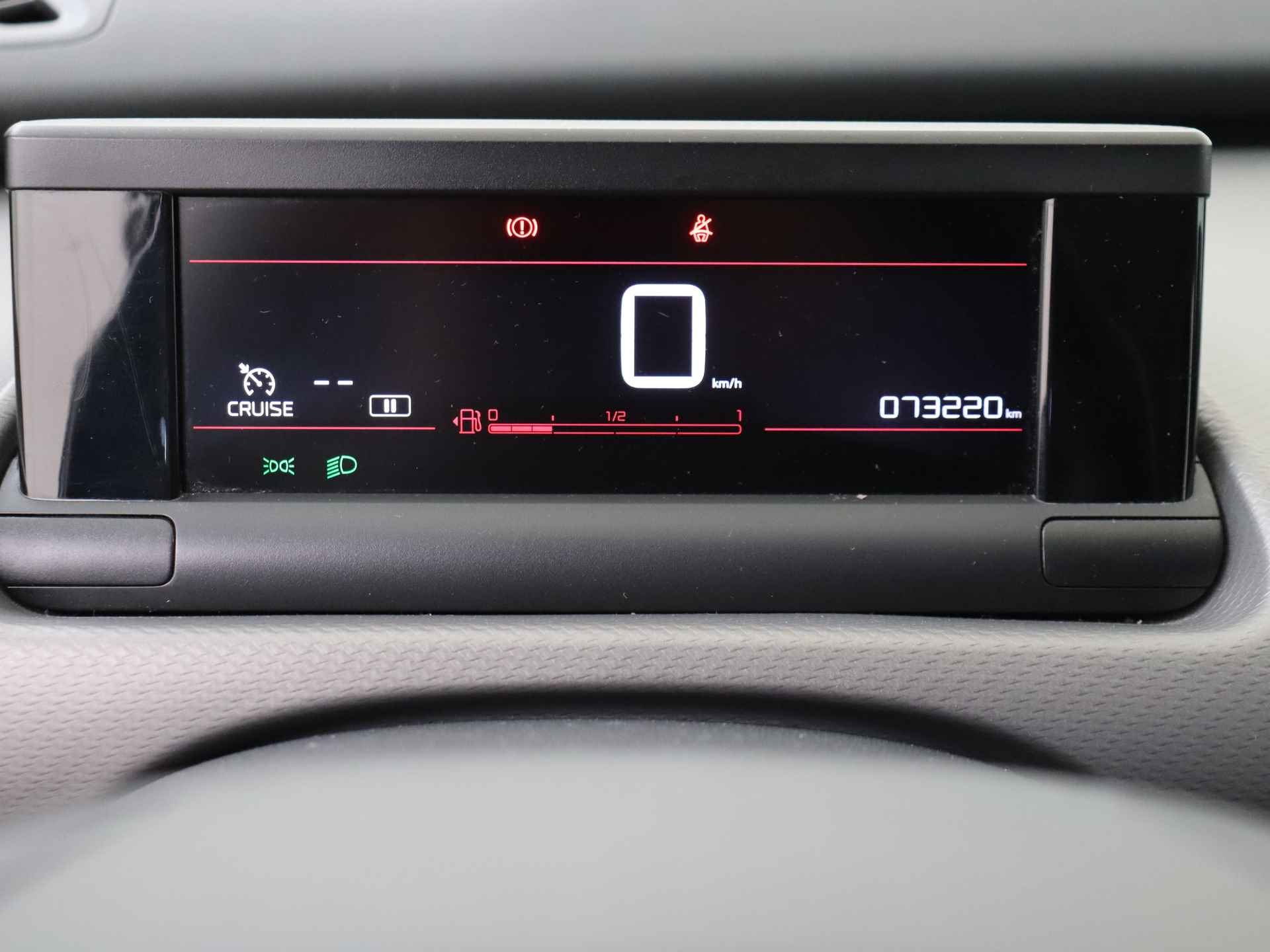 Citroën C4 Cactus 1.2 PureTech Origins 110 pk | Navigatie | Climate Control - 8/33