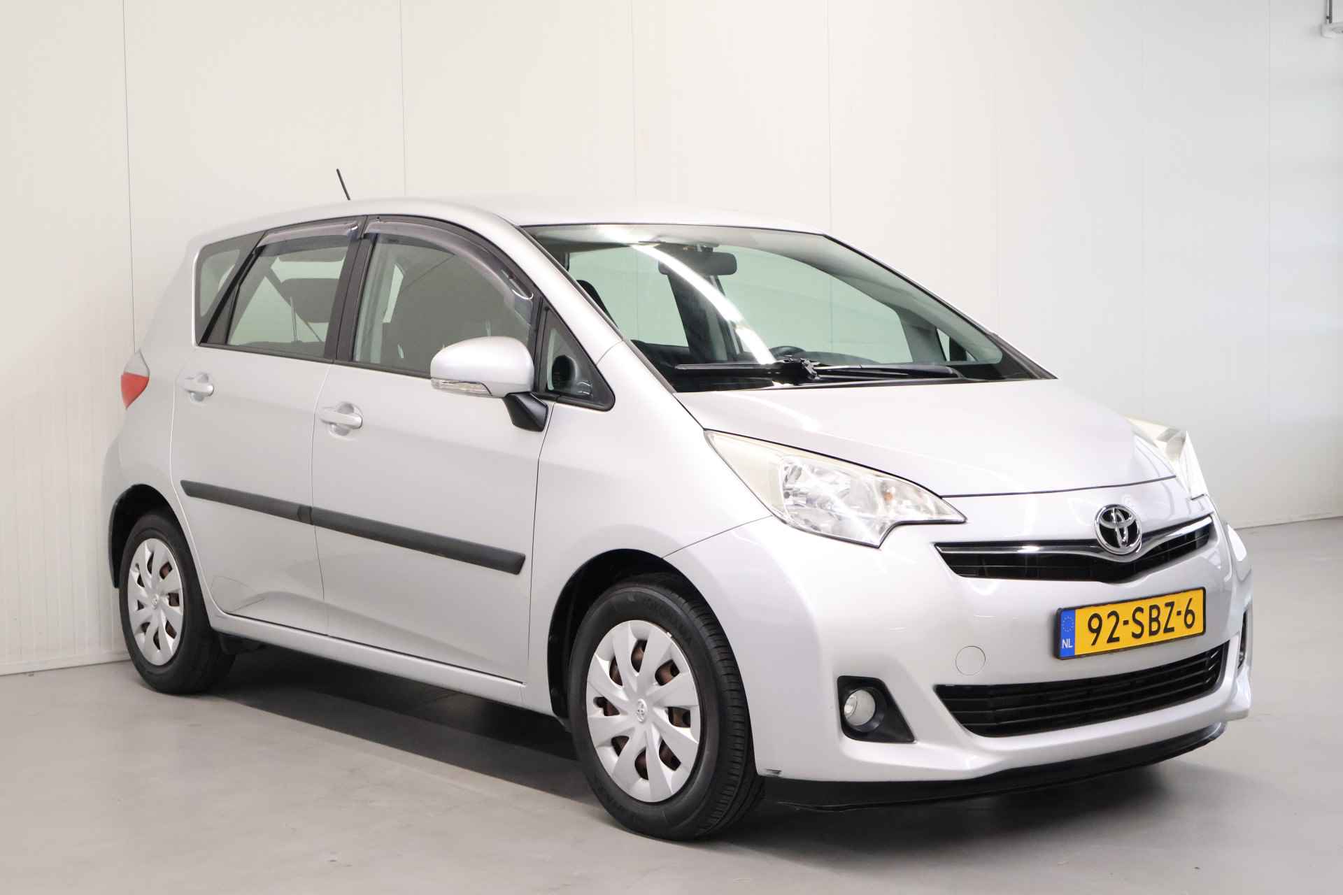 Toyota Verso-S 1.3 VVT-i Aspiration navigatie - 8/25