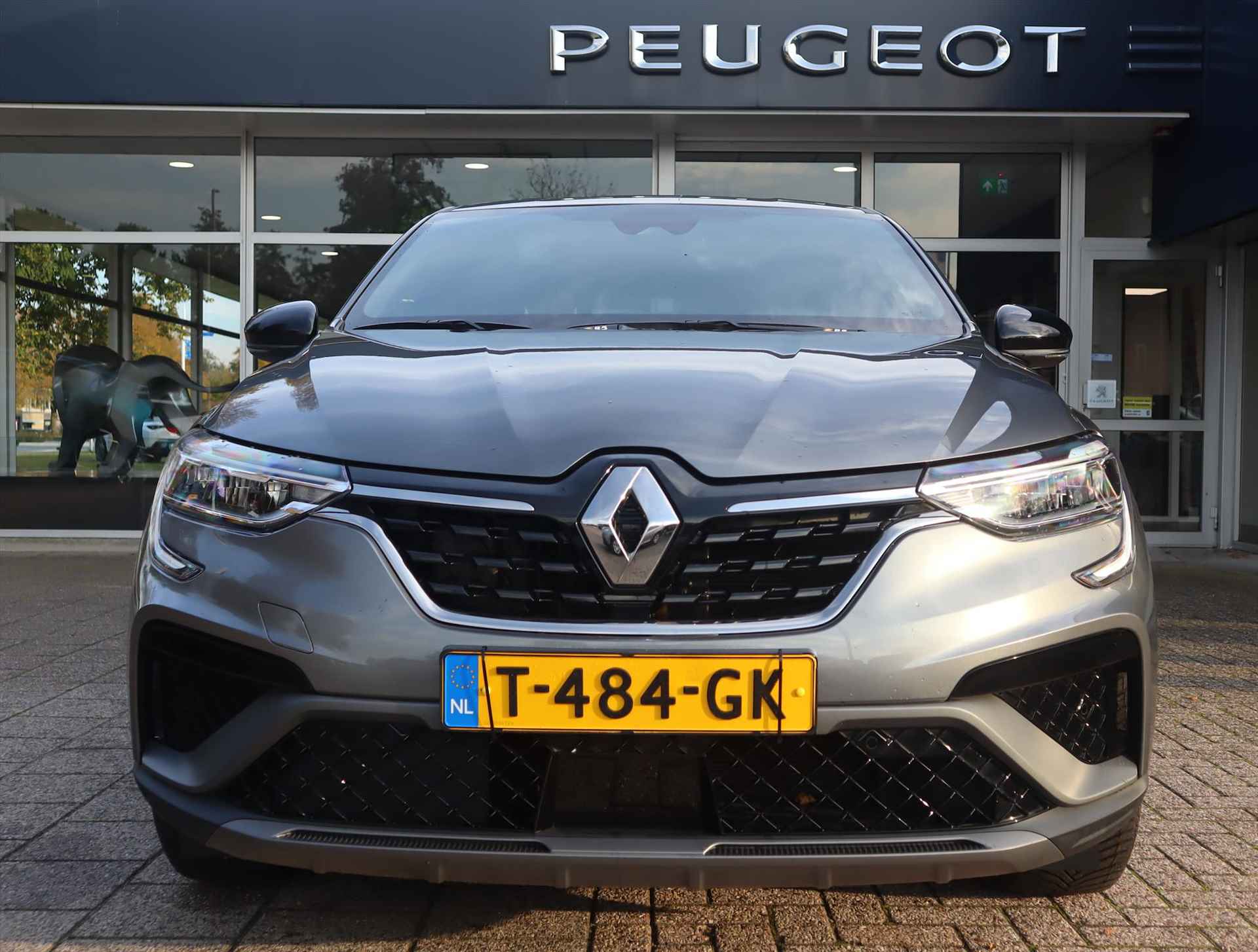 RENAULT Arkana R.S. Line 1.6 E-TECH Hybrid 145PK Automaat, Rijklaarprijs, Navigatie Lederen bekleding Achteruitrijcamera - 15/63