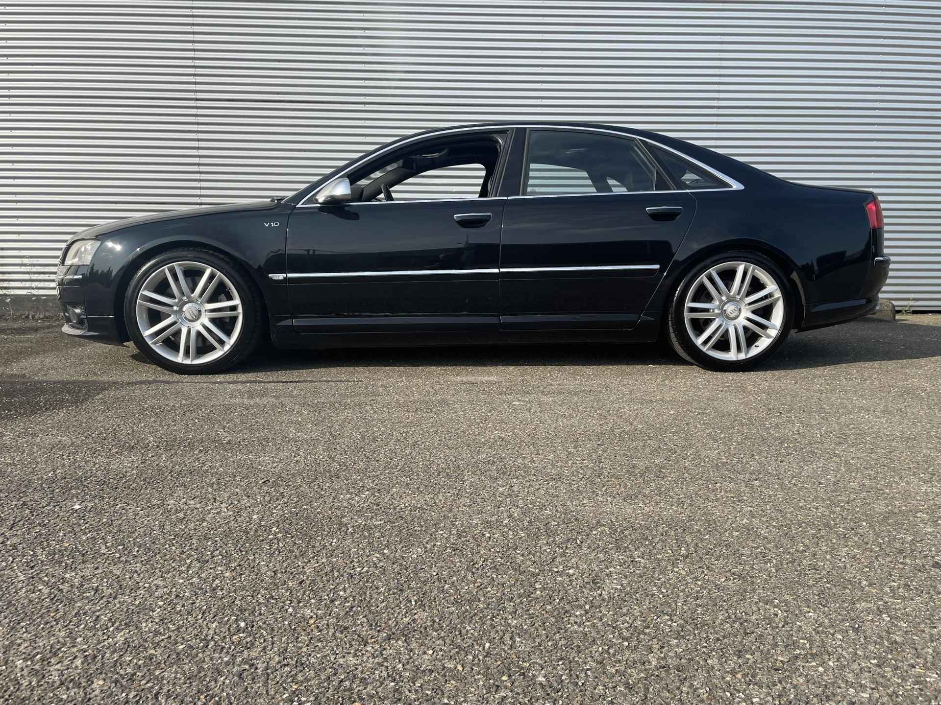 Audi A8 5.2 S8 Pro Line v 10 Quattro - 5/52