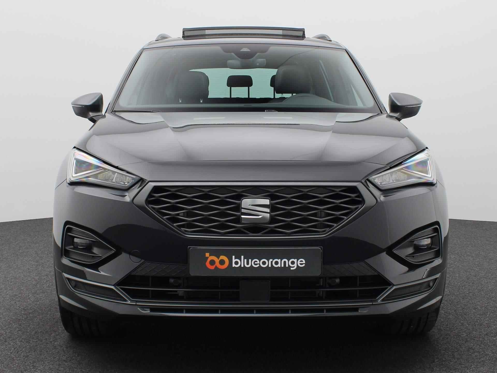 SEAT Tarraco 1.4 TSI e-Hybrid PHEV FR 245PK DSG Volleder, panoramadak, trekhaak, achteruitrijcamera, winterpakket Plus, virtual pedal, keyless, 20'' lichtmetaal - 13/55