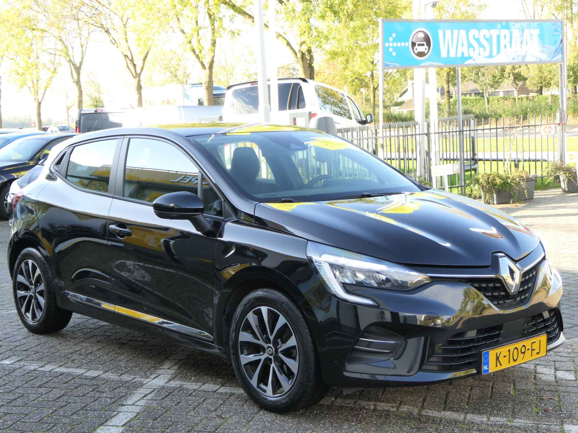 Renault Clio 1.0 TCe Bi-Fuel Zen | LED Koplampen | Parkeersens. | Navigatie | 1 eigenaar! - 9/36